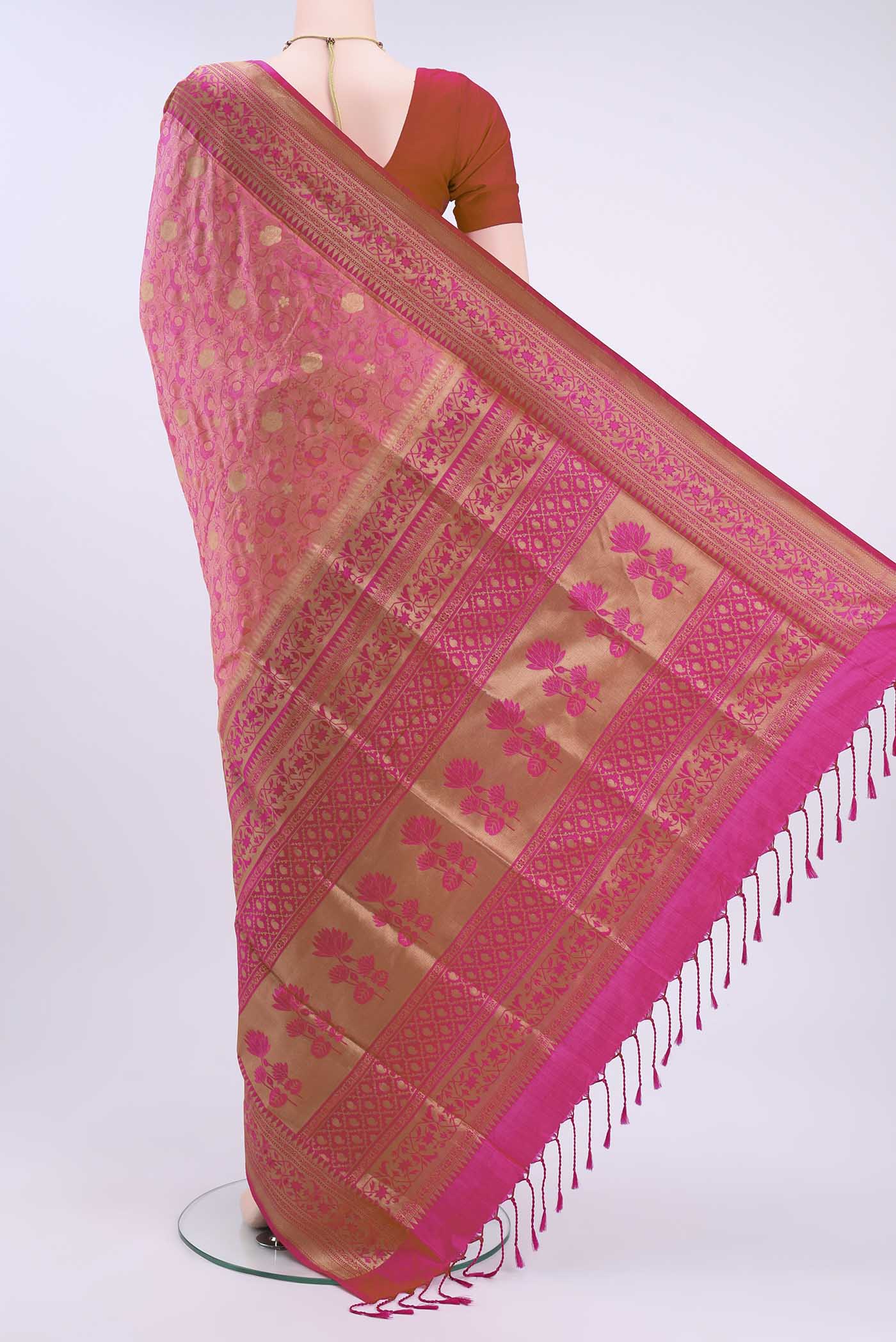 pallu body