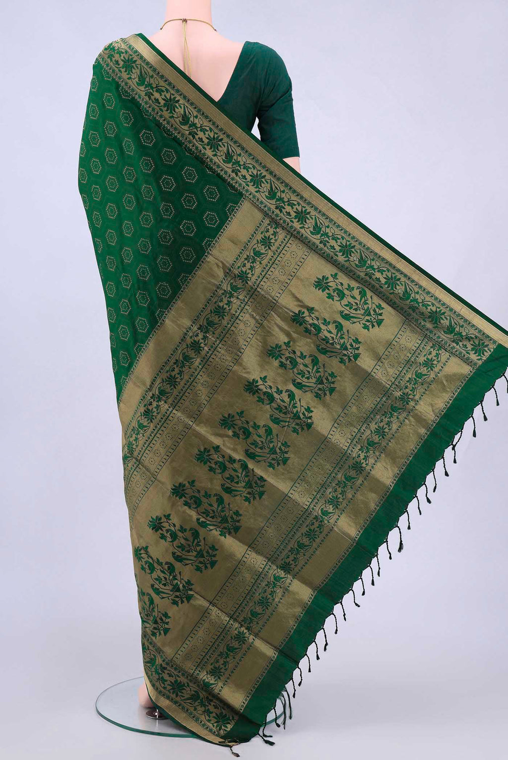 pallu body