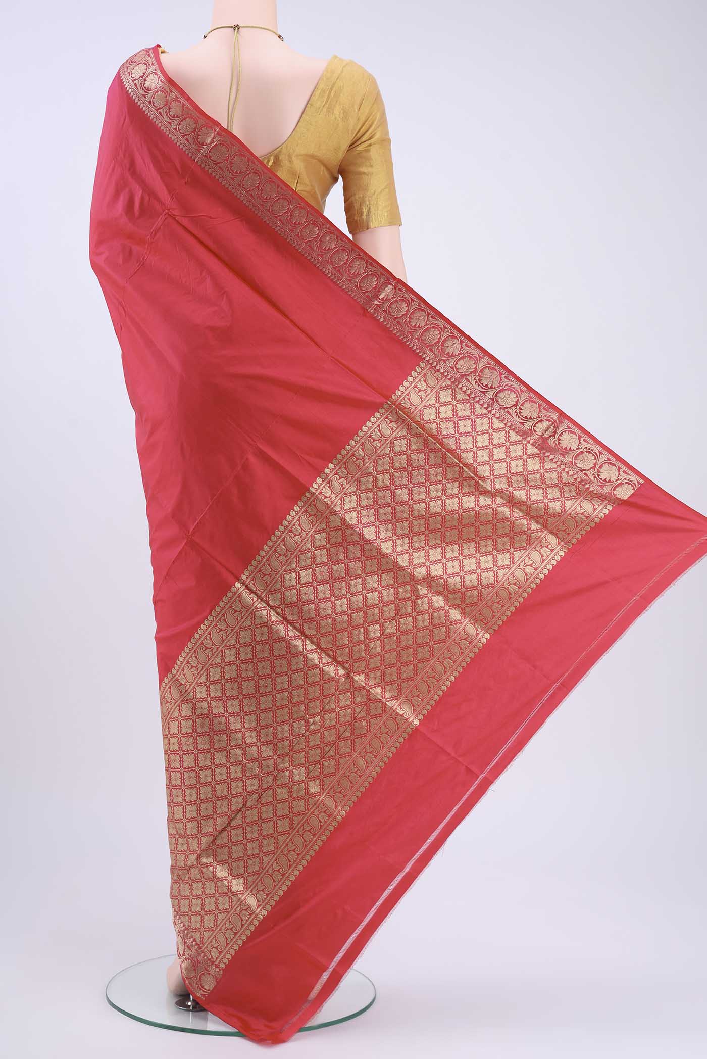 pallu body