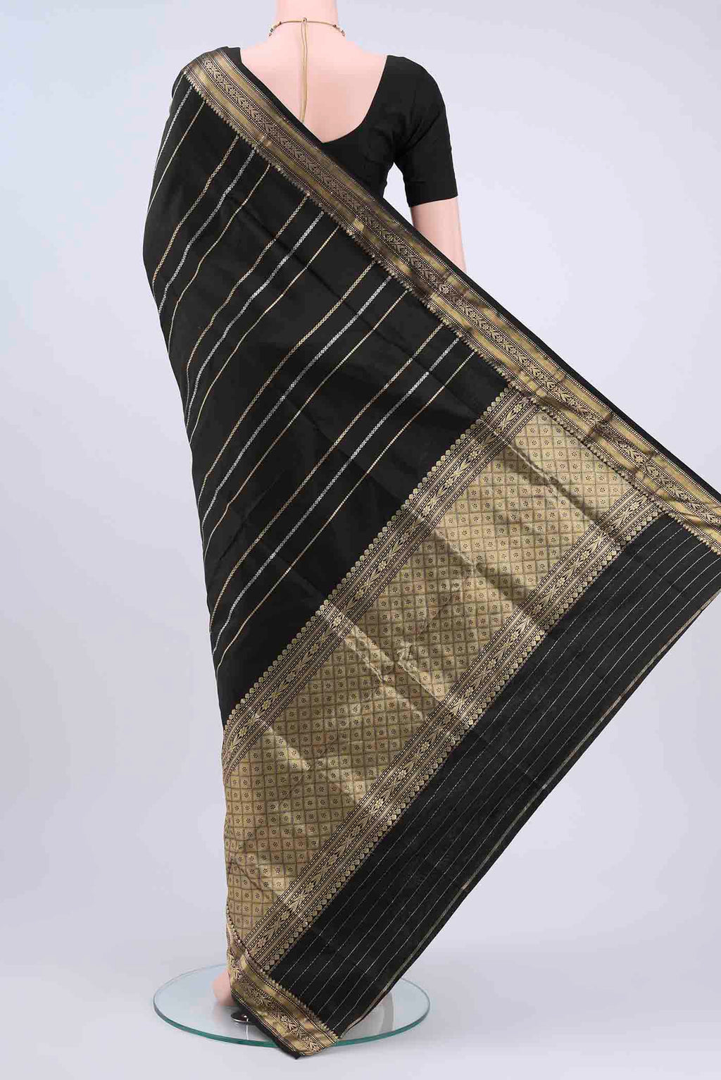 pallu body