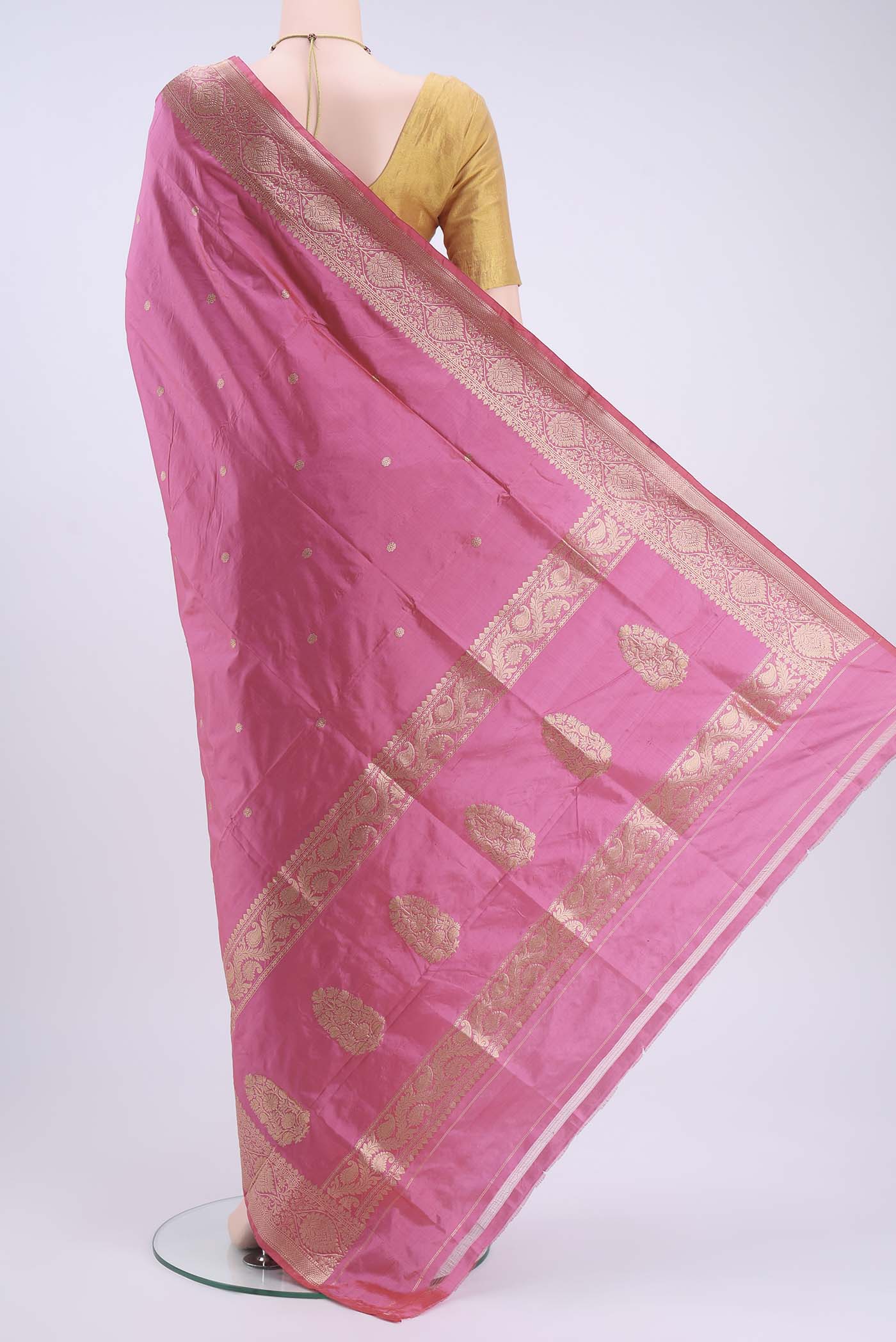 pallu body