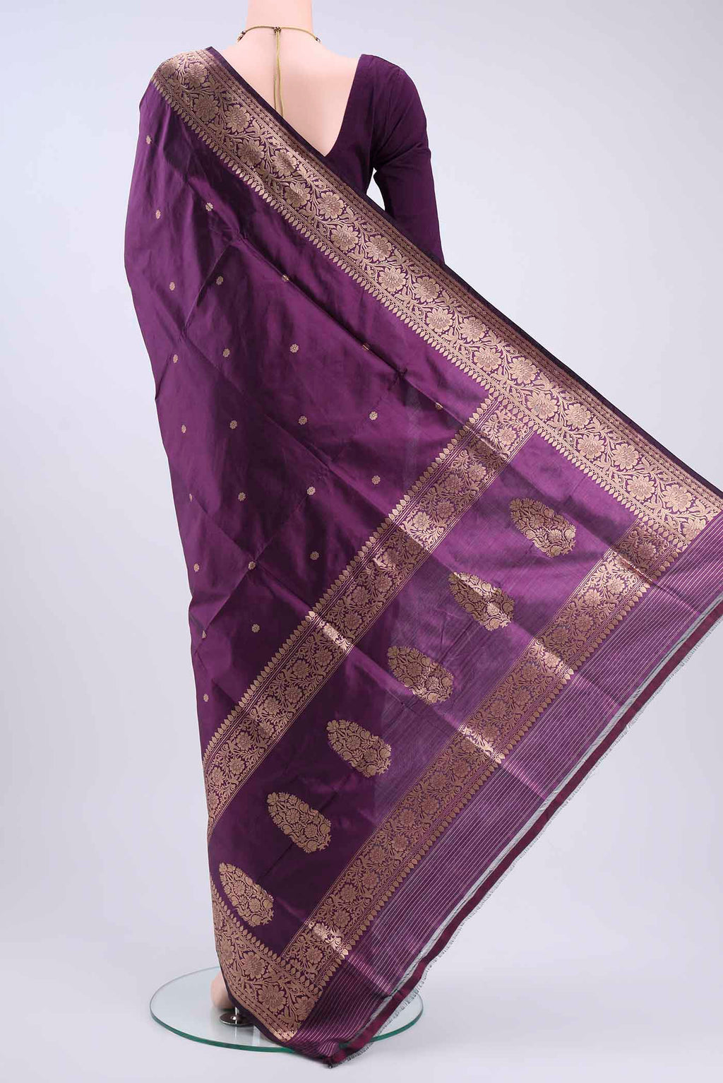 pallu body