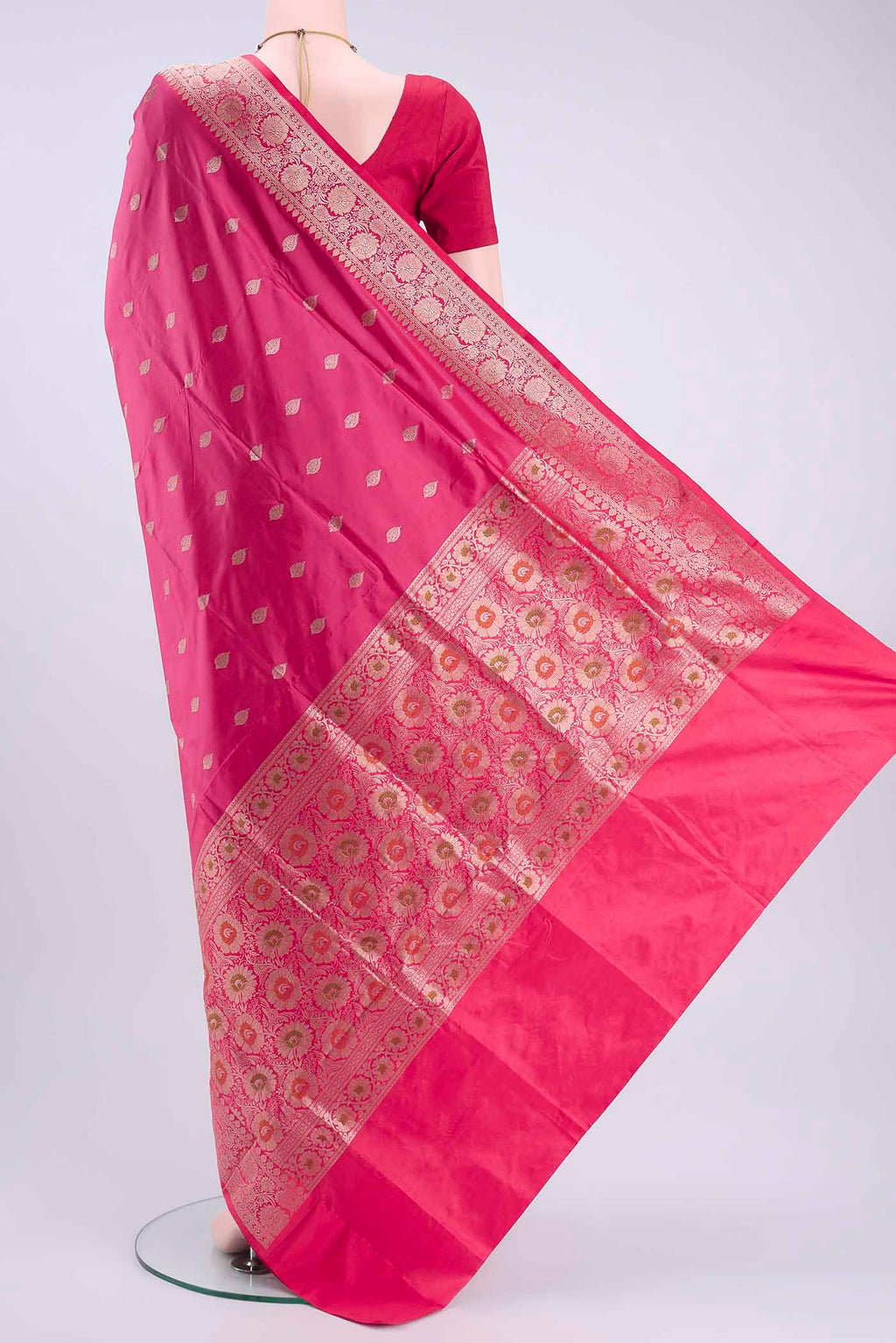 pallu body