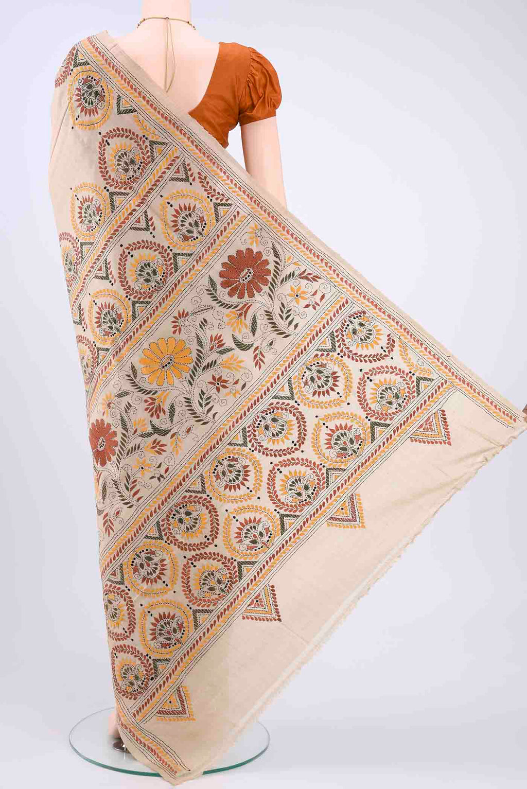 pallu body