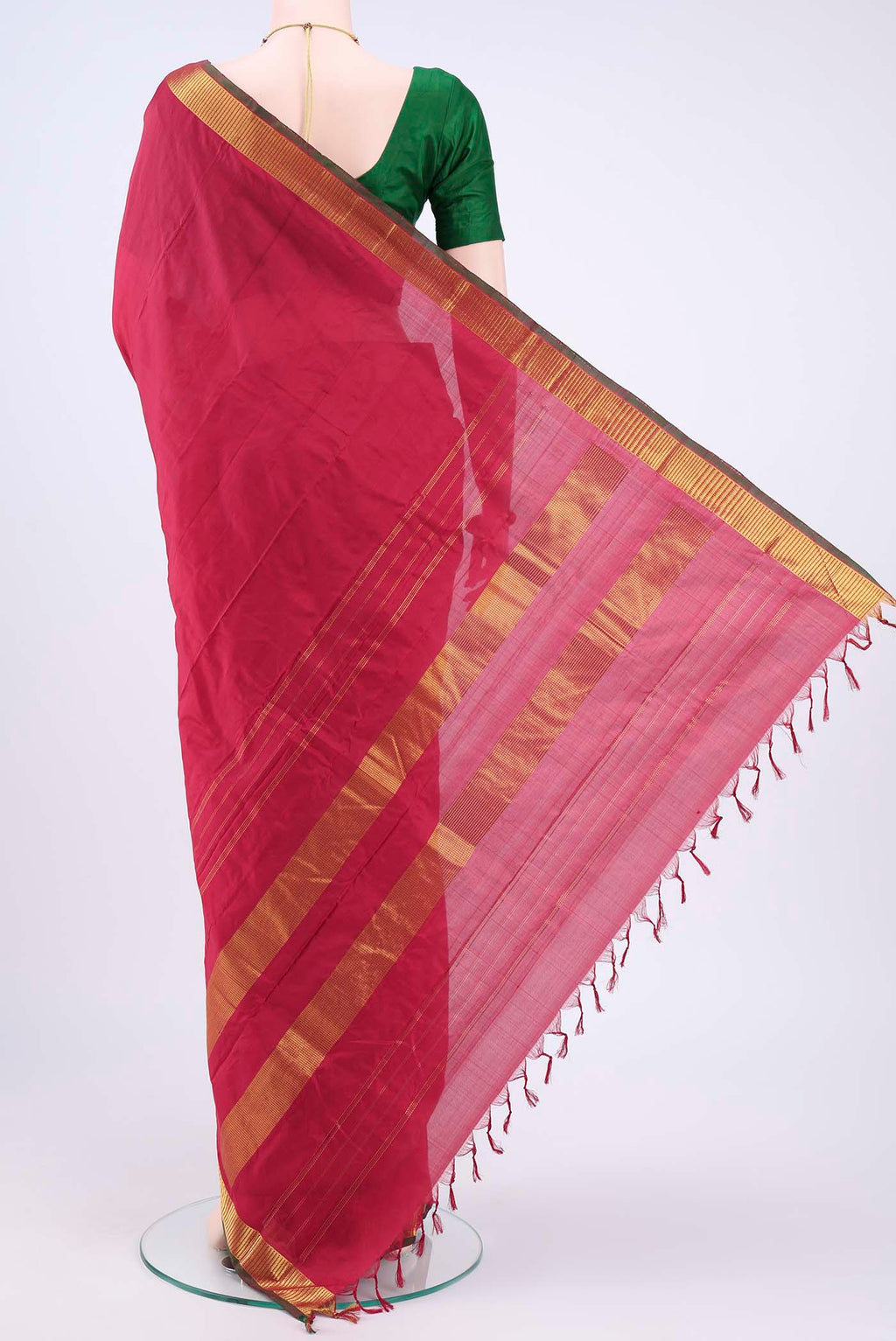 pallu body