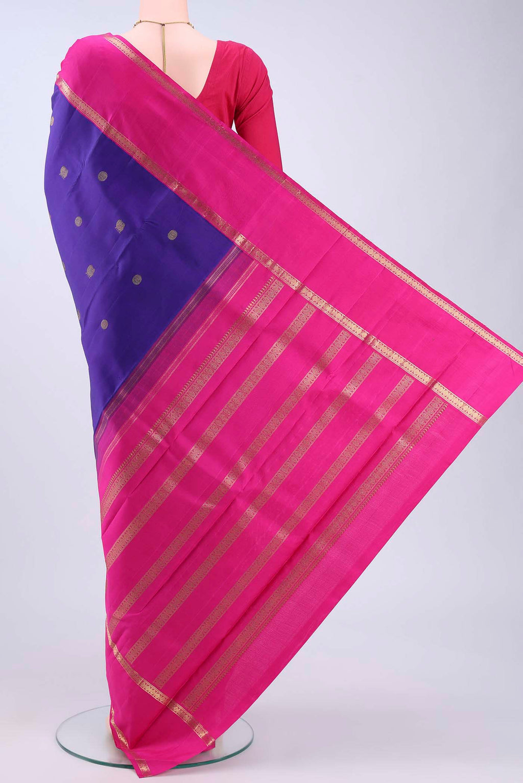 pallu body