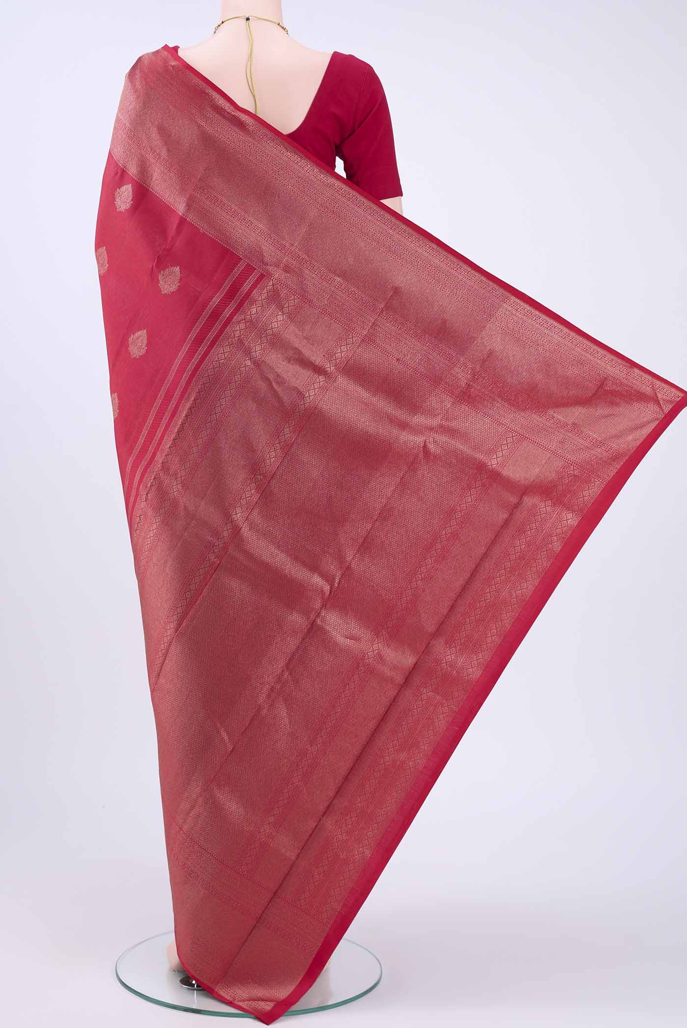 pallu body