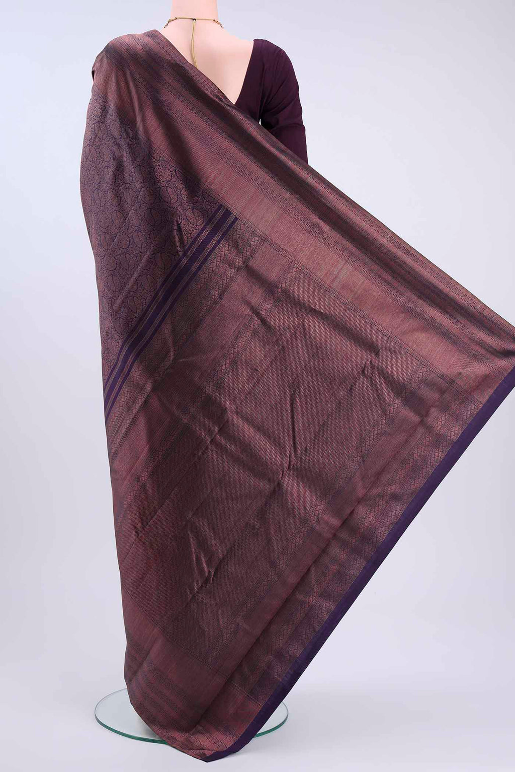pallu body