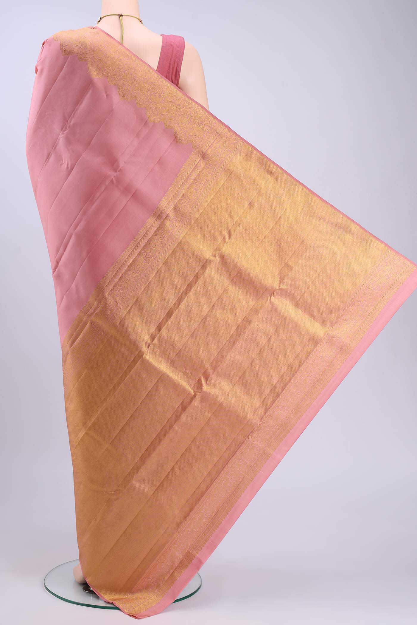pallu body