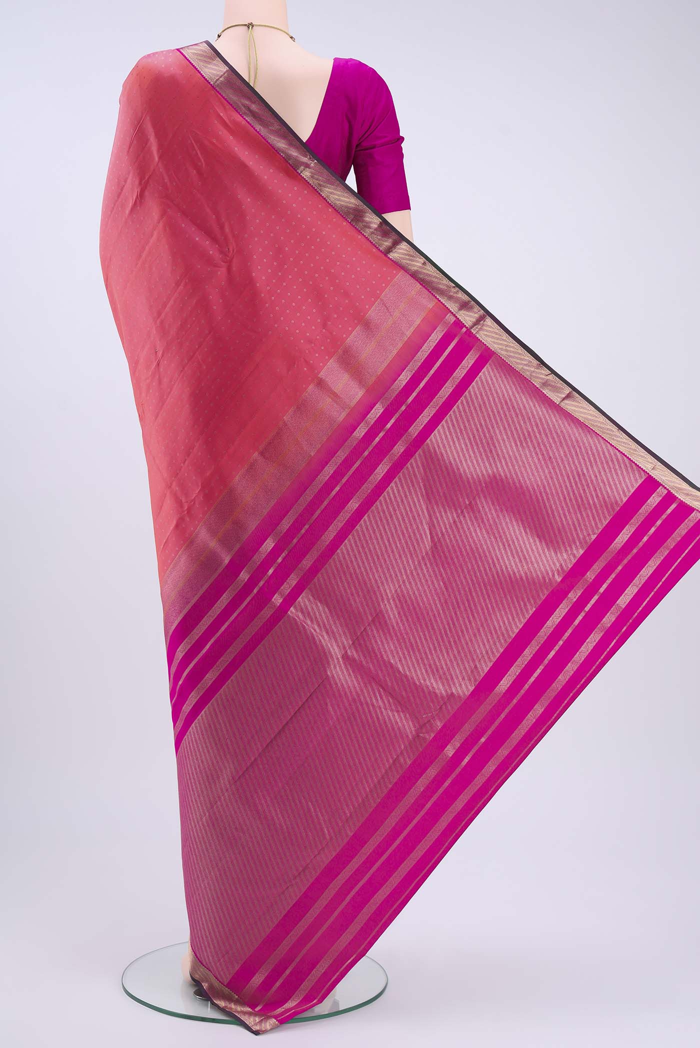 pallu body