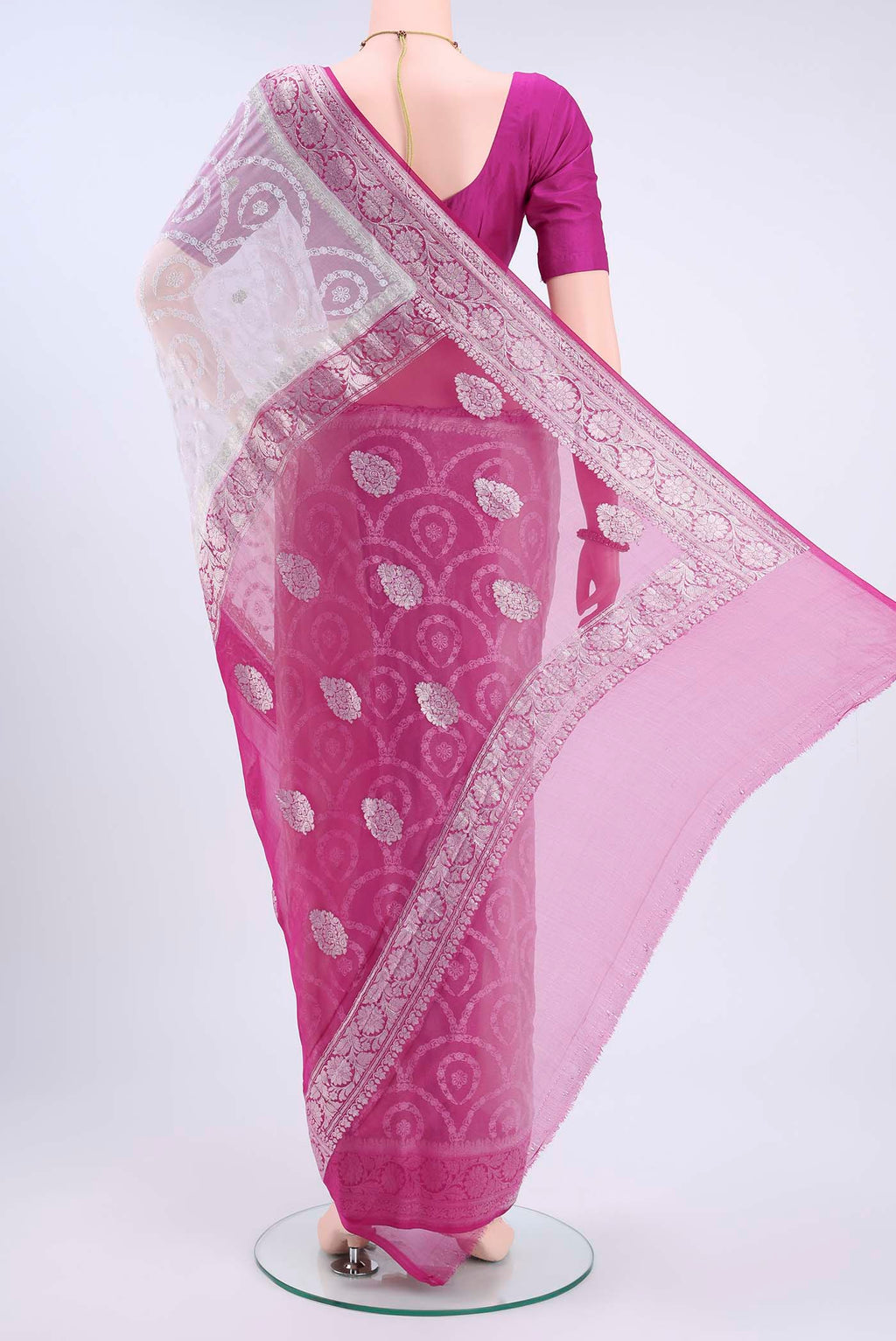 pallu body