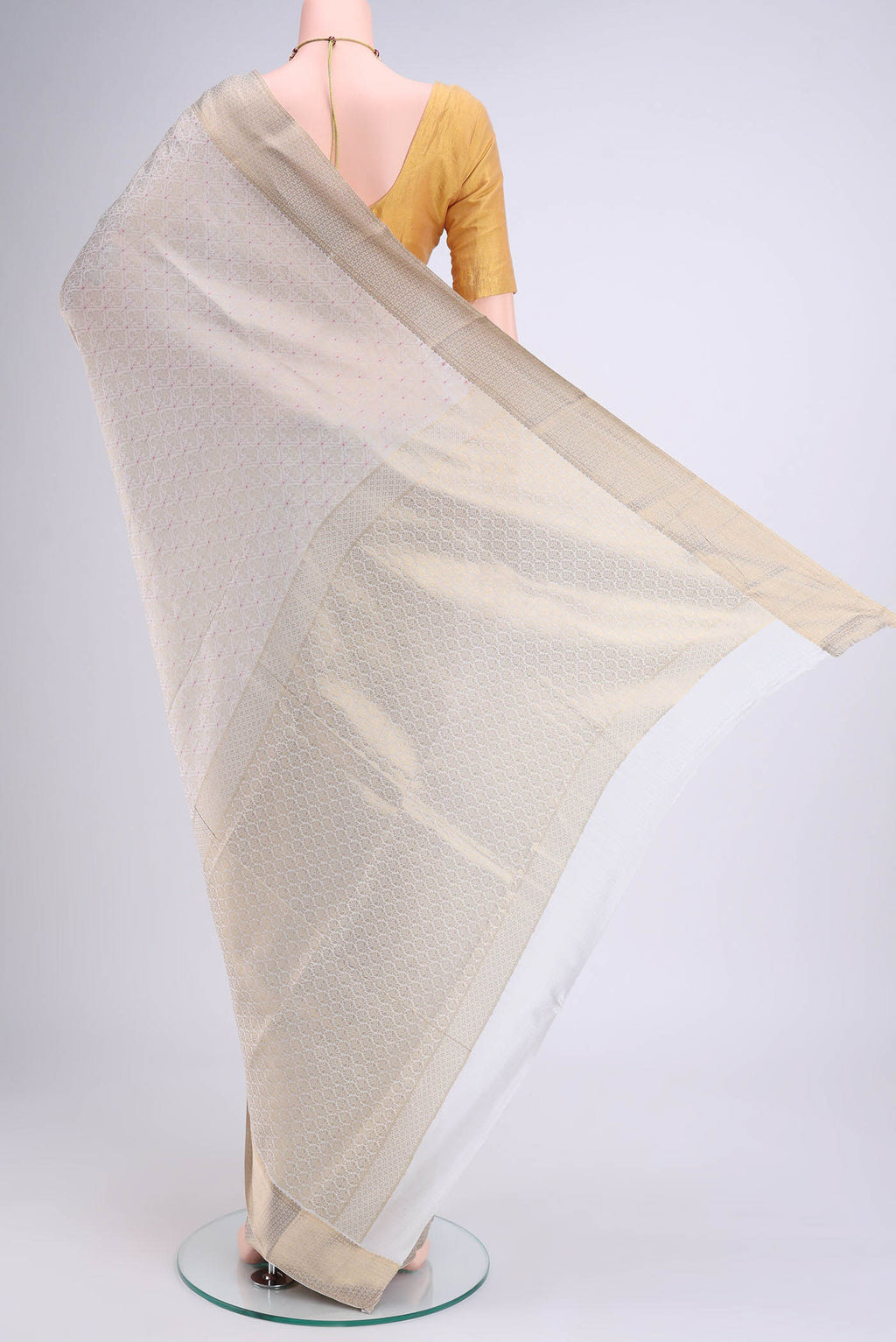 pallu body