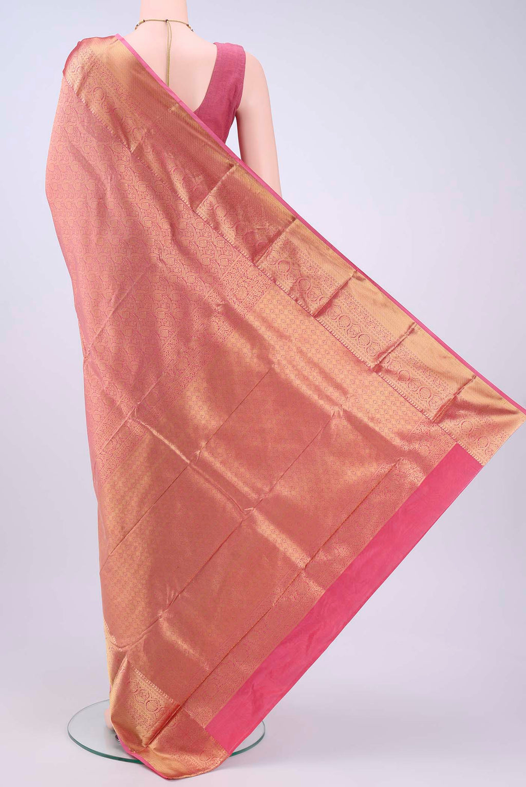 pallu body