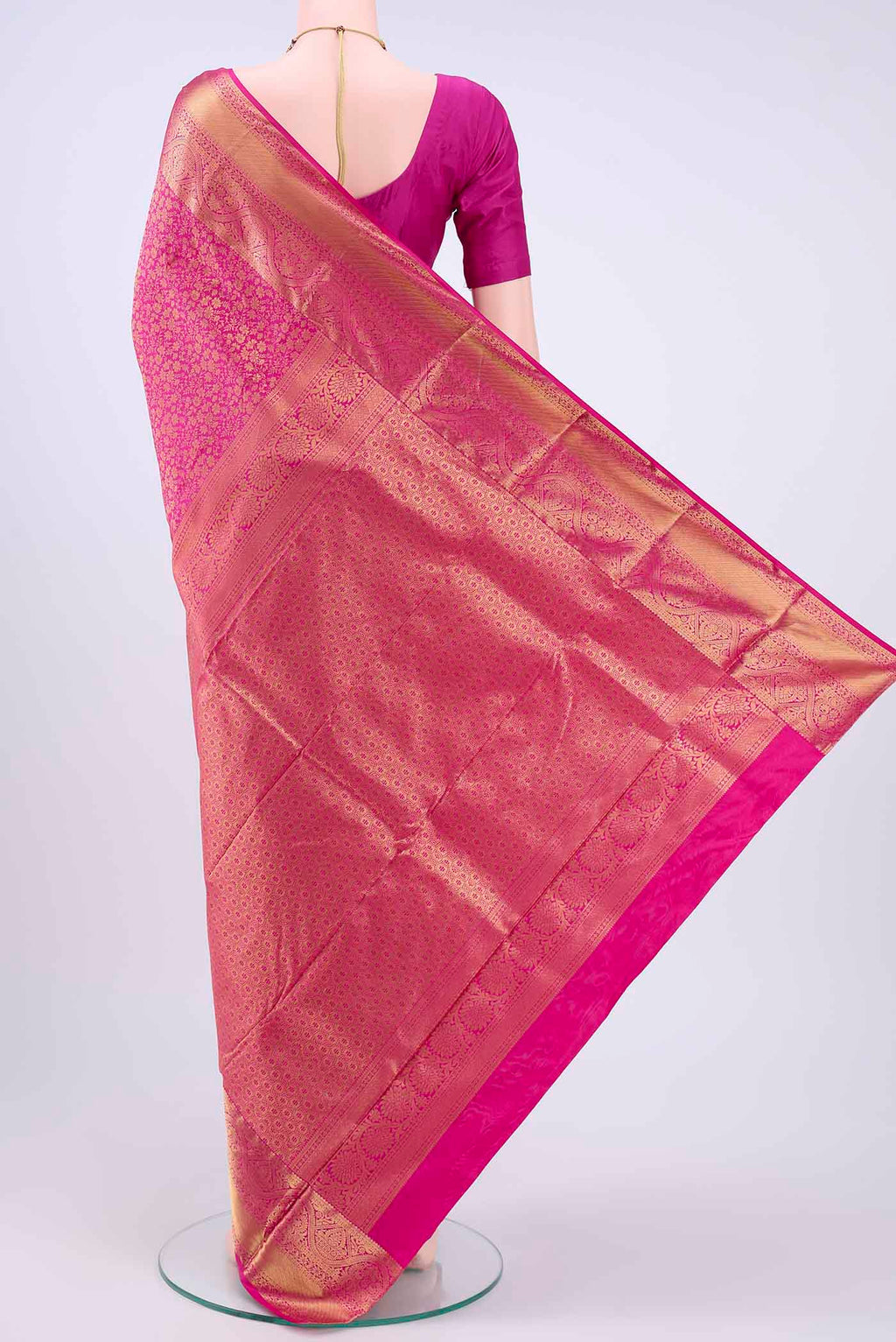 pallu body