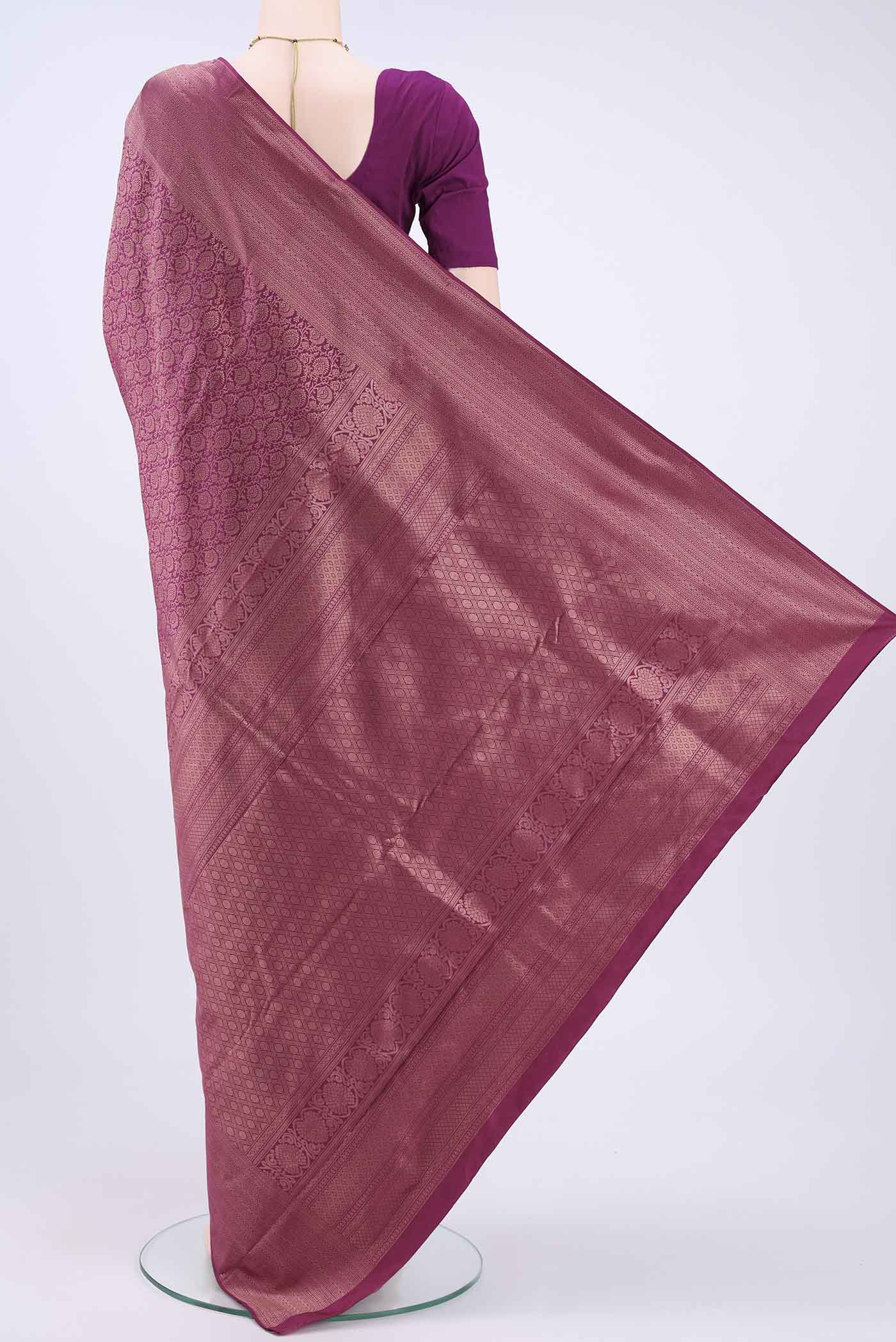 pallu body