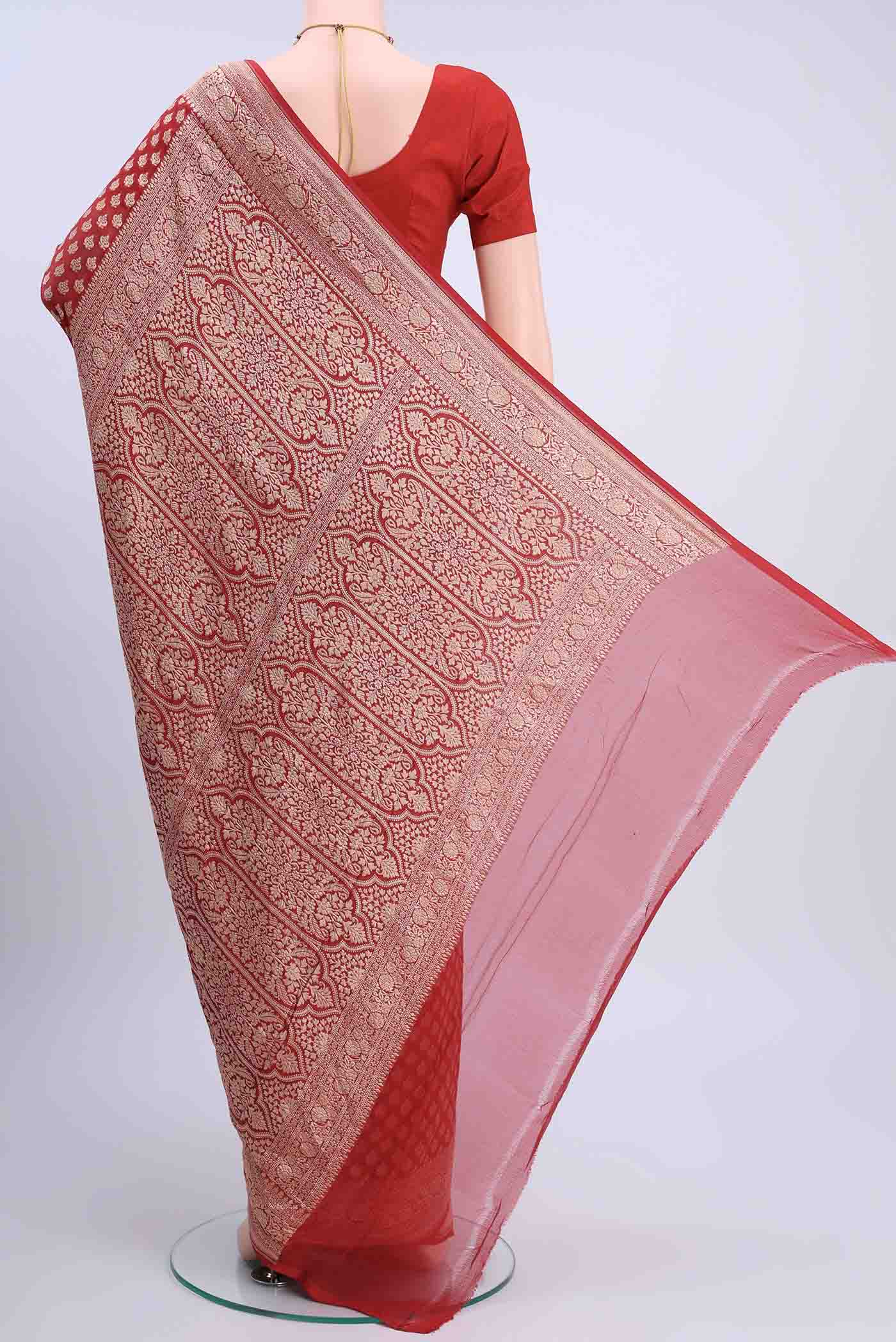 pallu body
