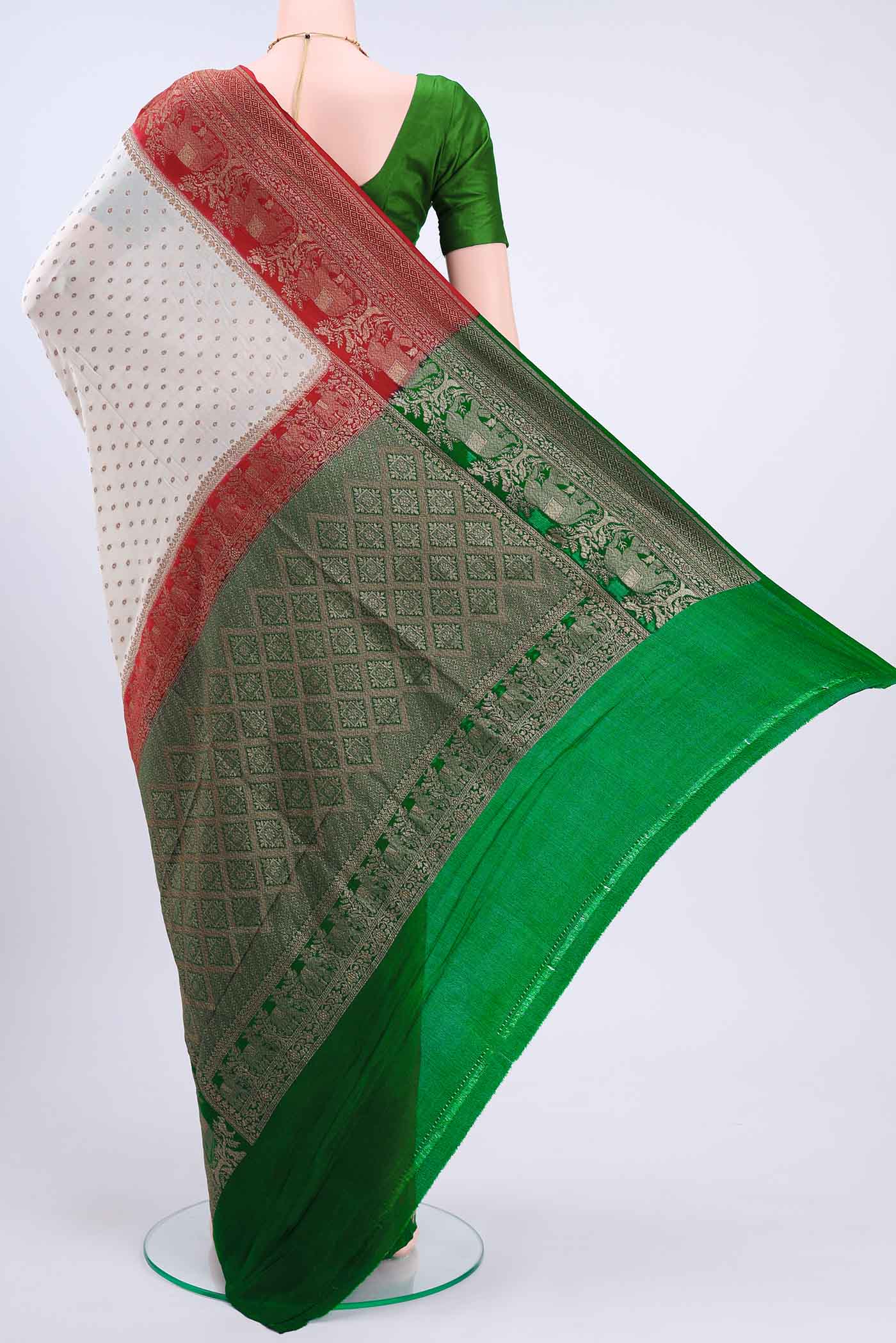 pallu body