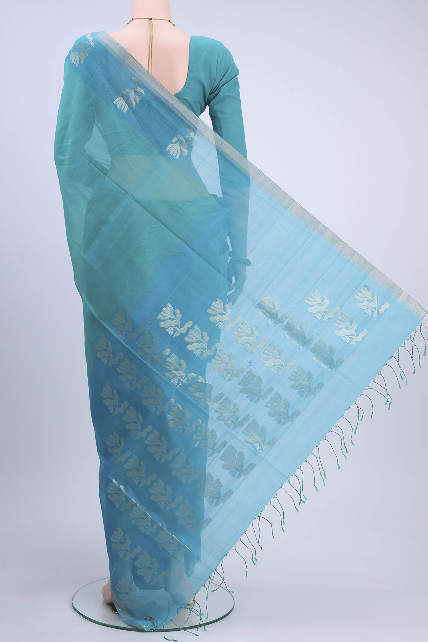 pallu body