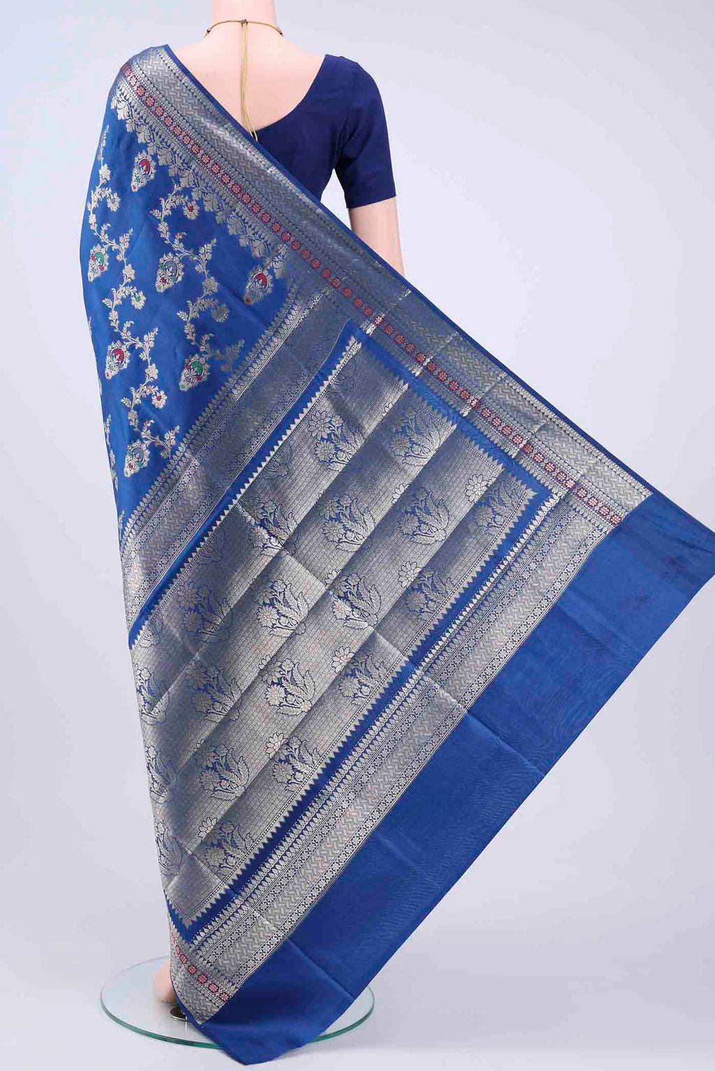 pallu body