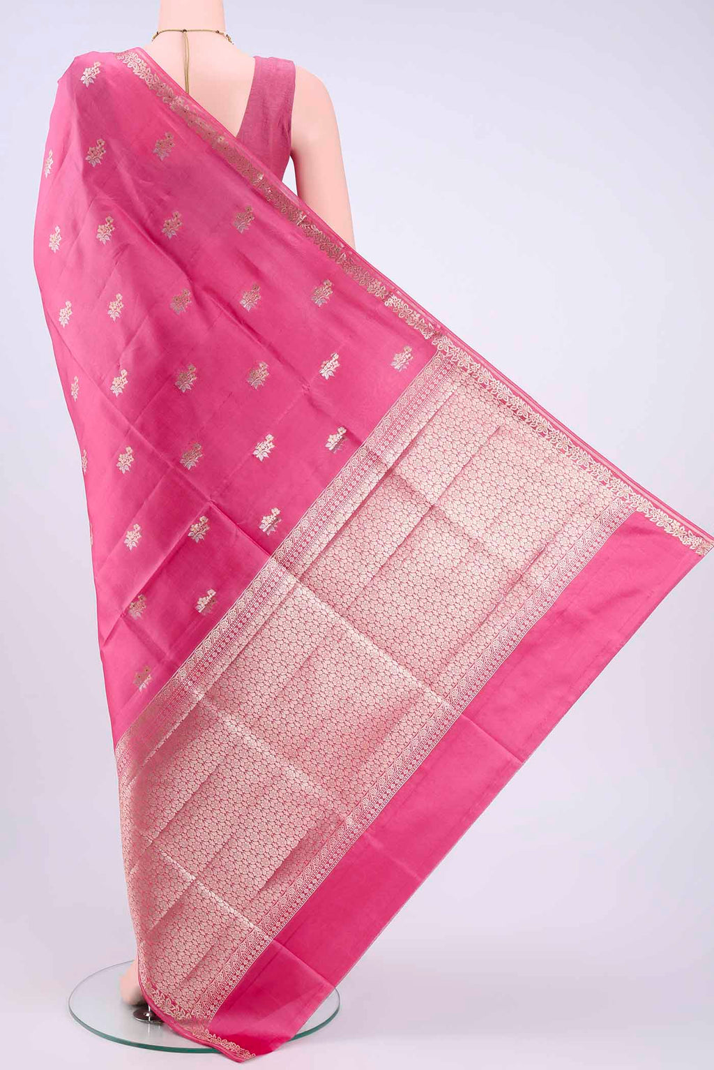 pallu body