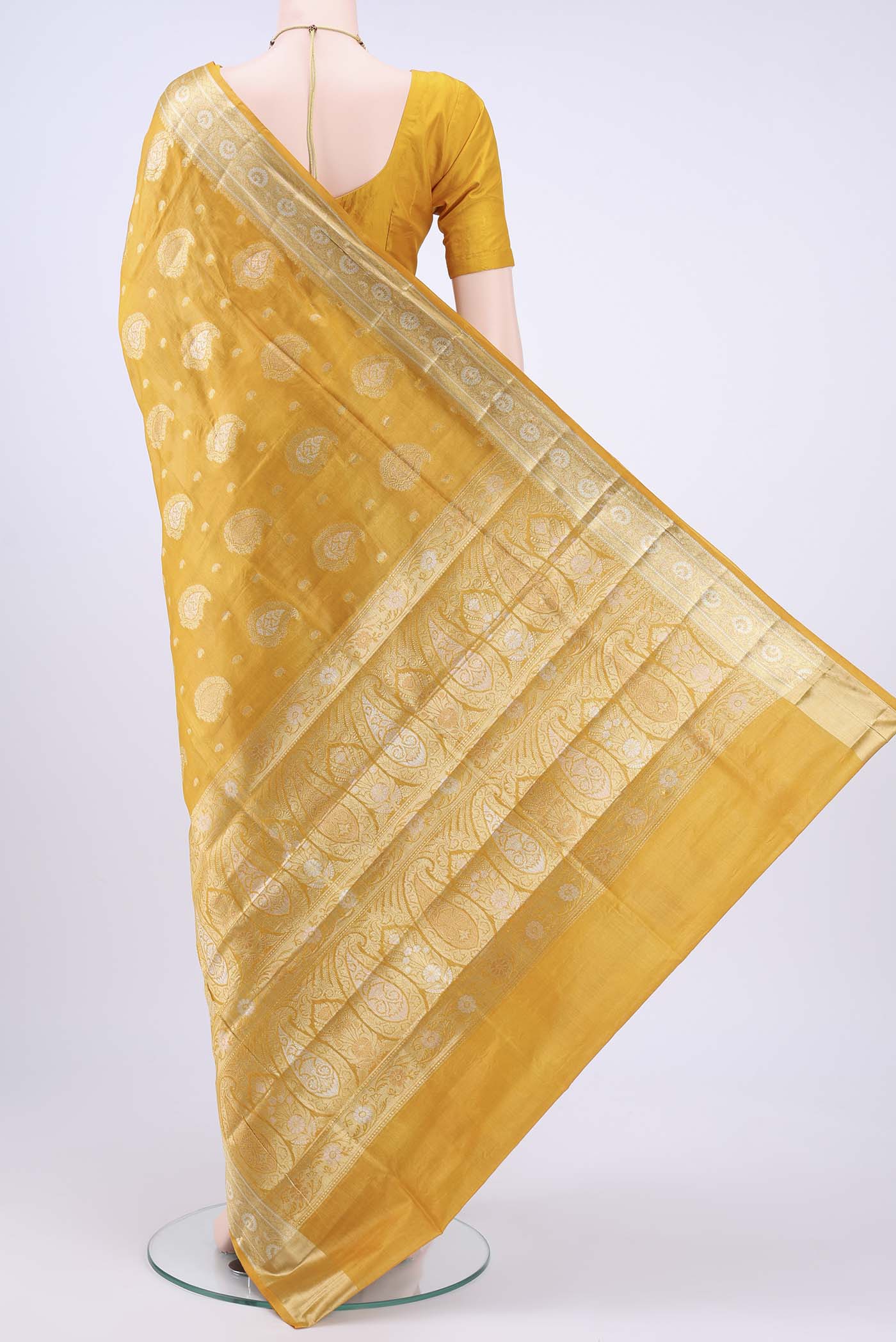 pallu body