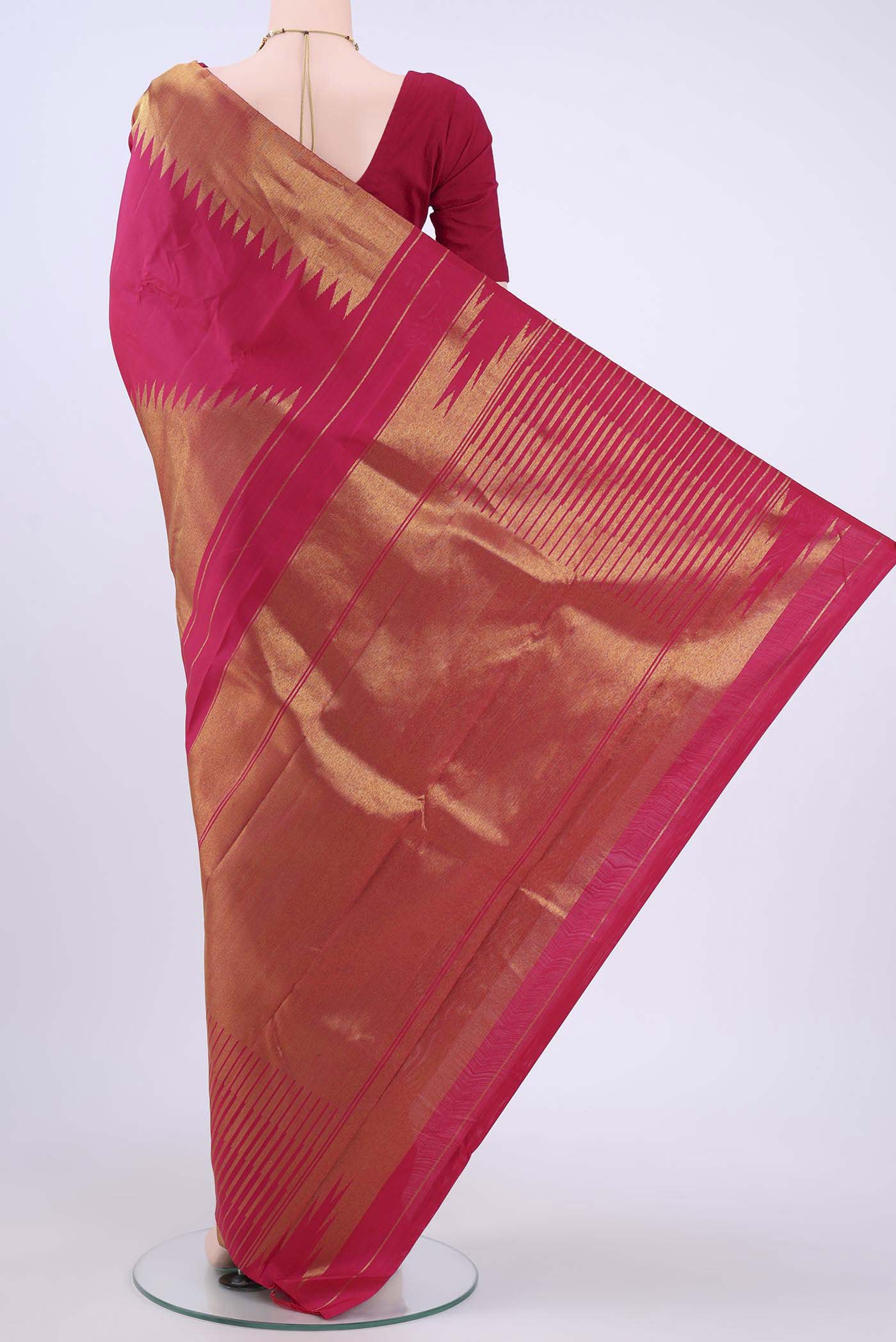pallu body