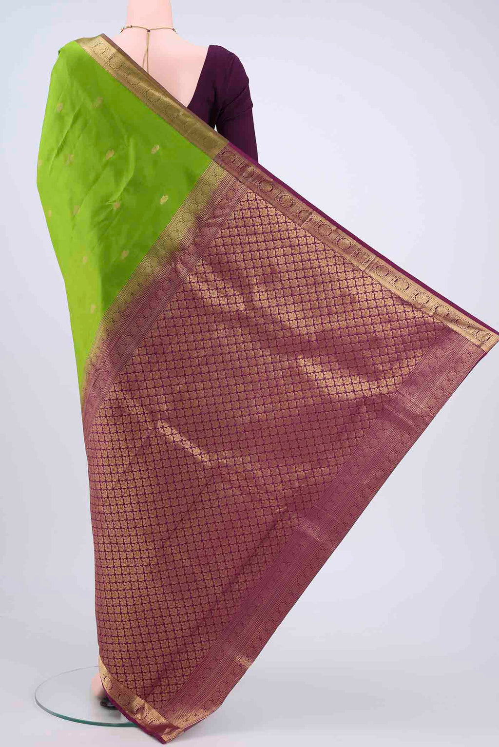 pallu body