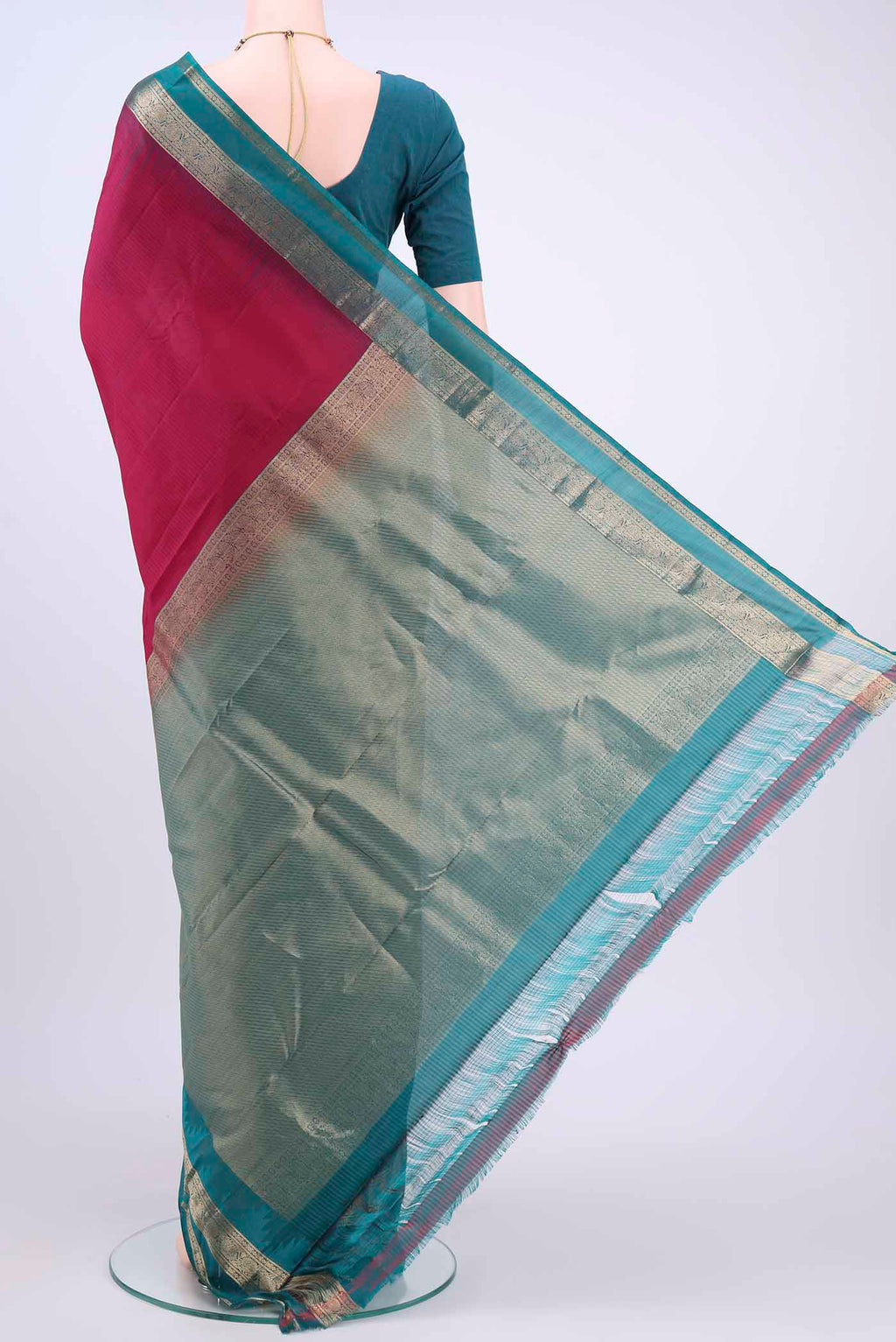 pallu body