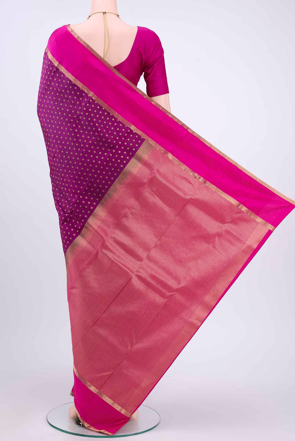 pallu body