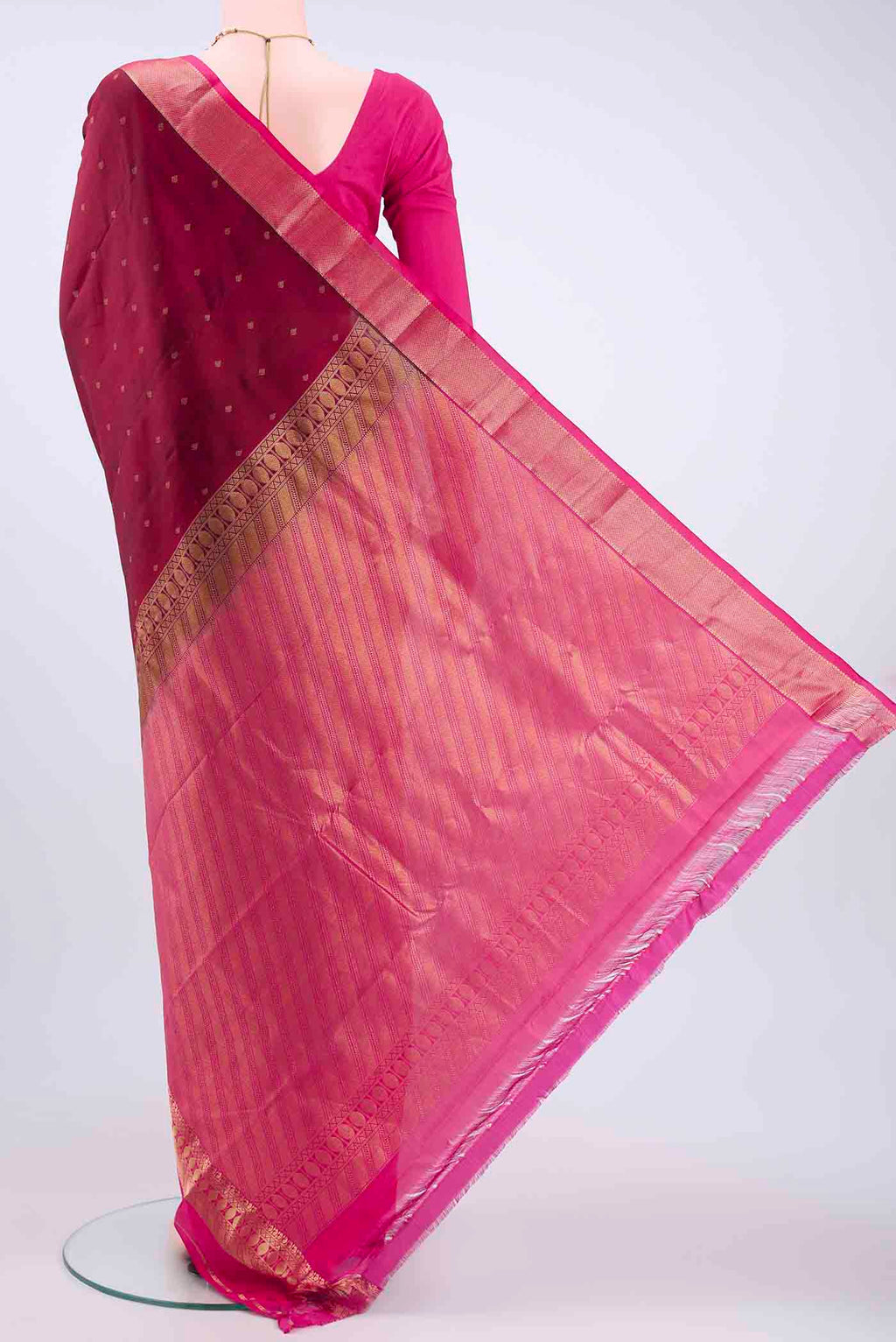 pallu body