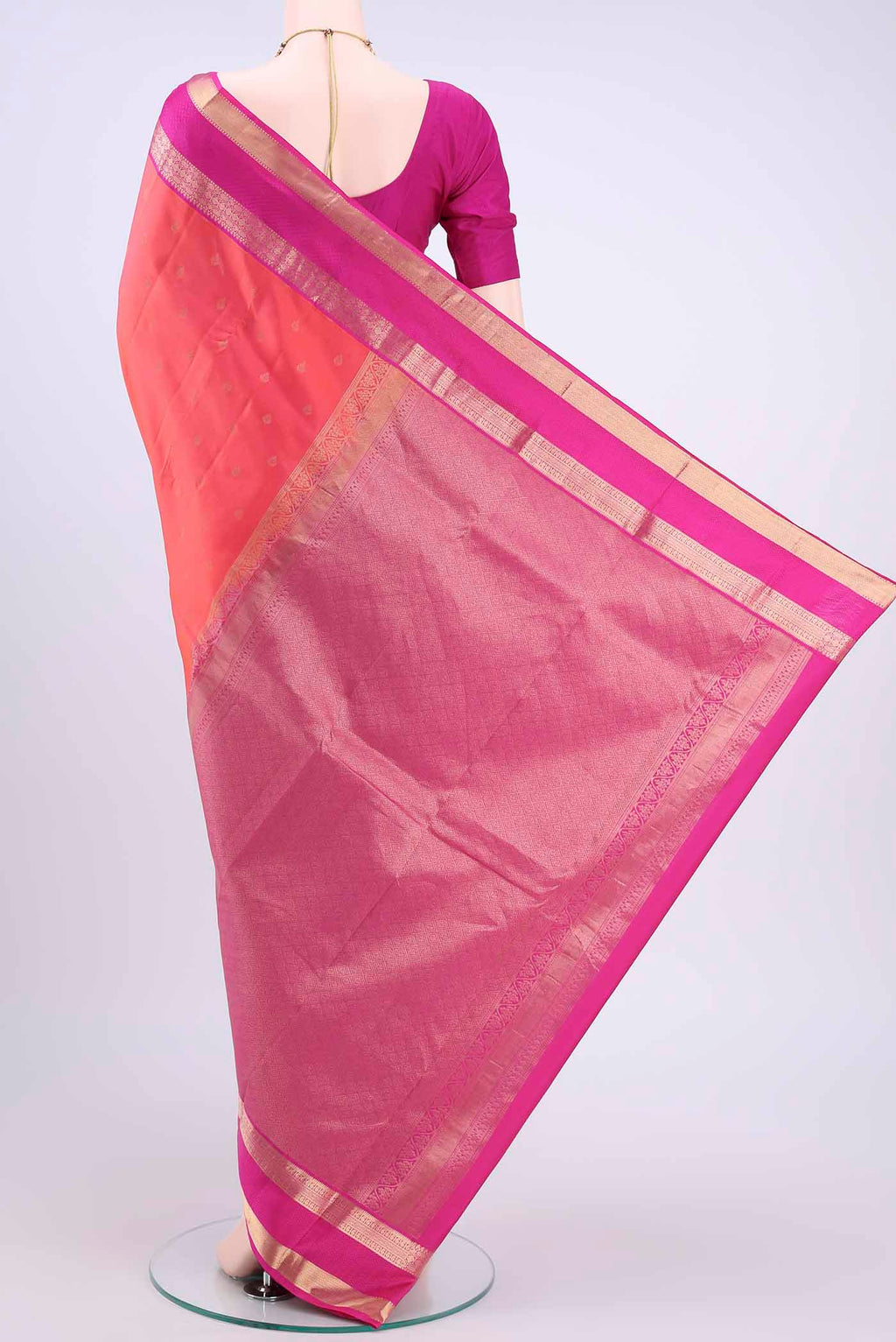 pallu body