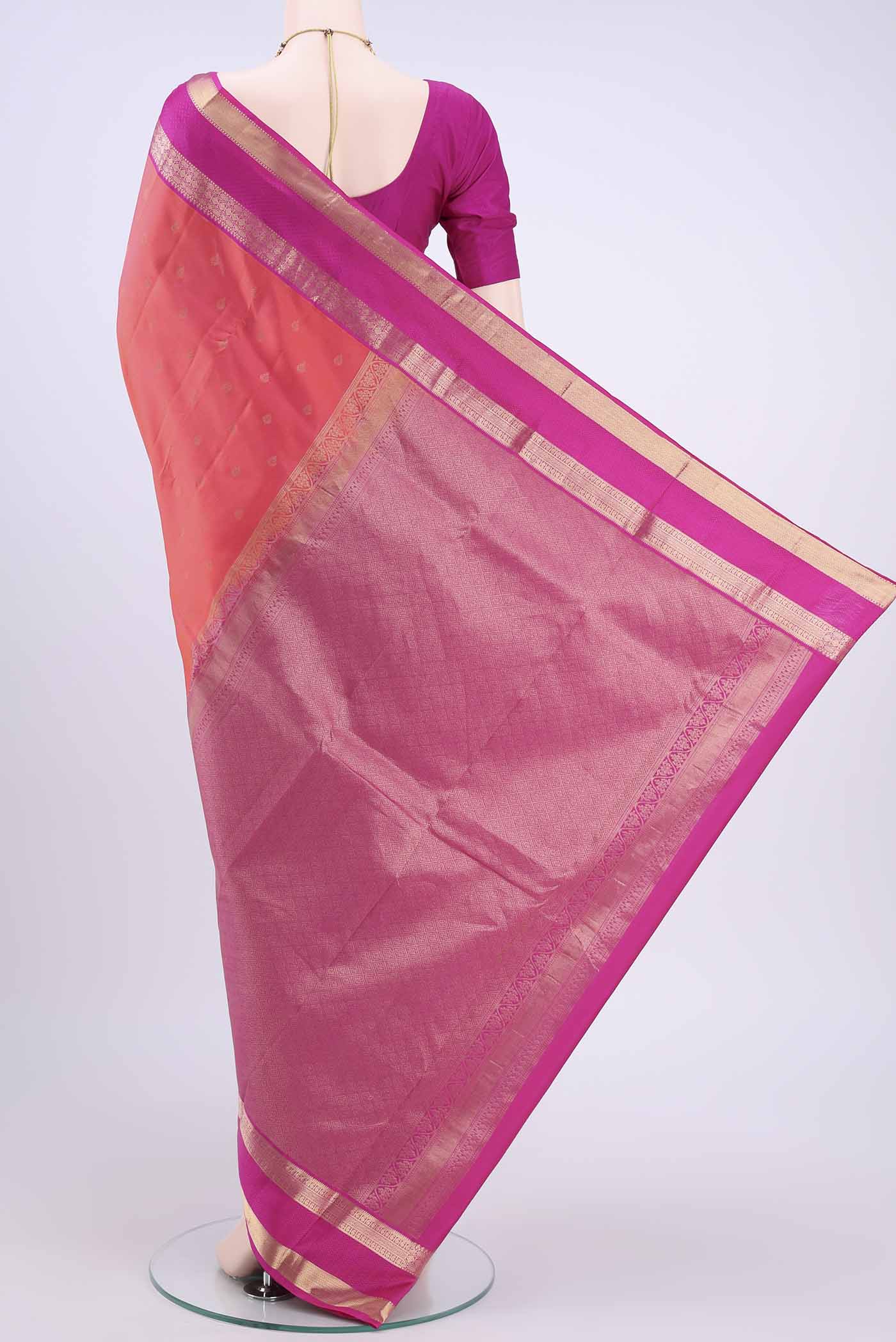 pallu body