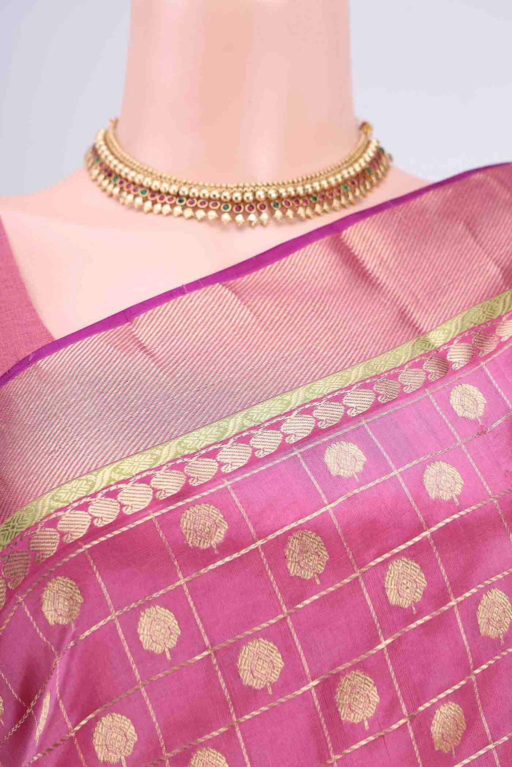 Border image of Pink Chanderi Silk Saree with Checked design on the body and Zari Border
