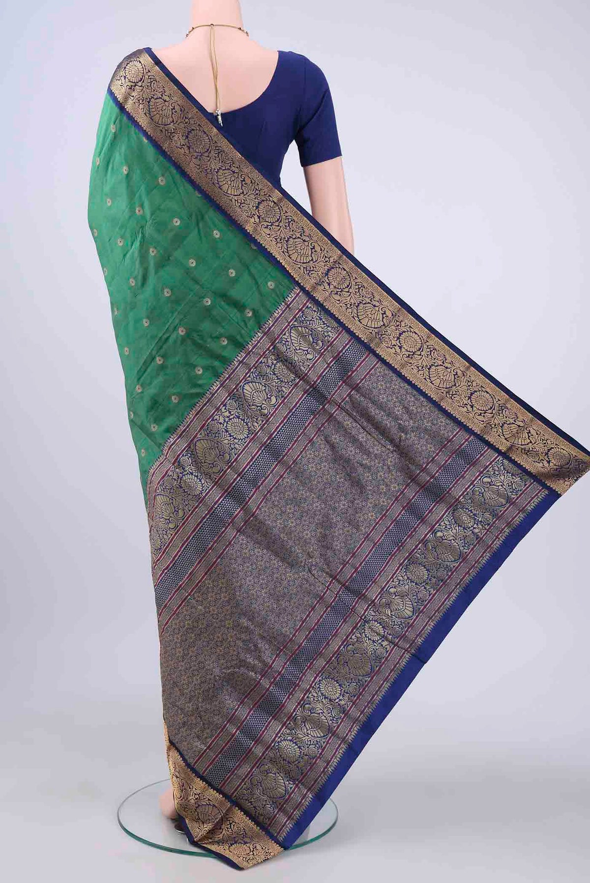 pallu body