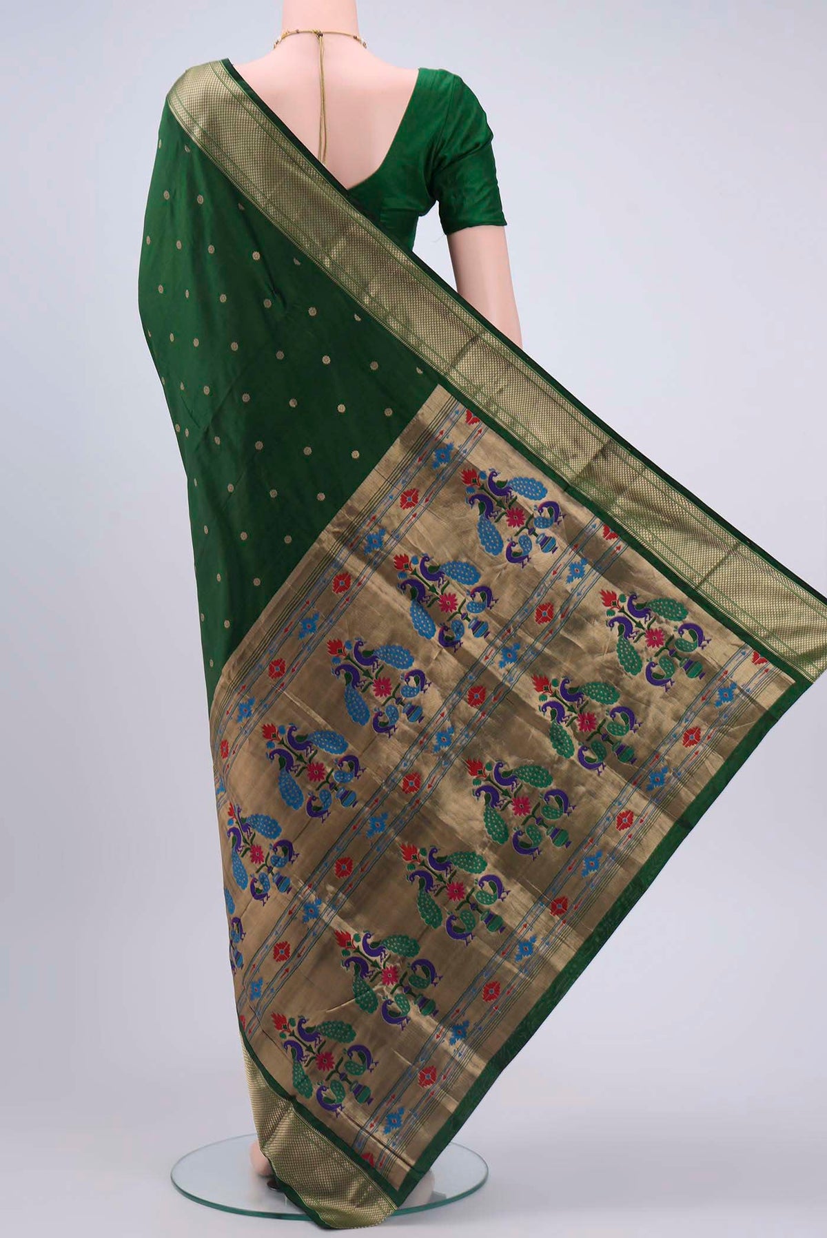 pallu body