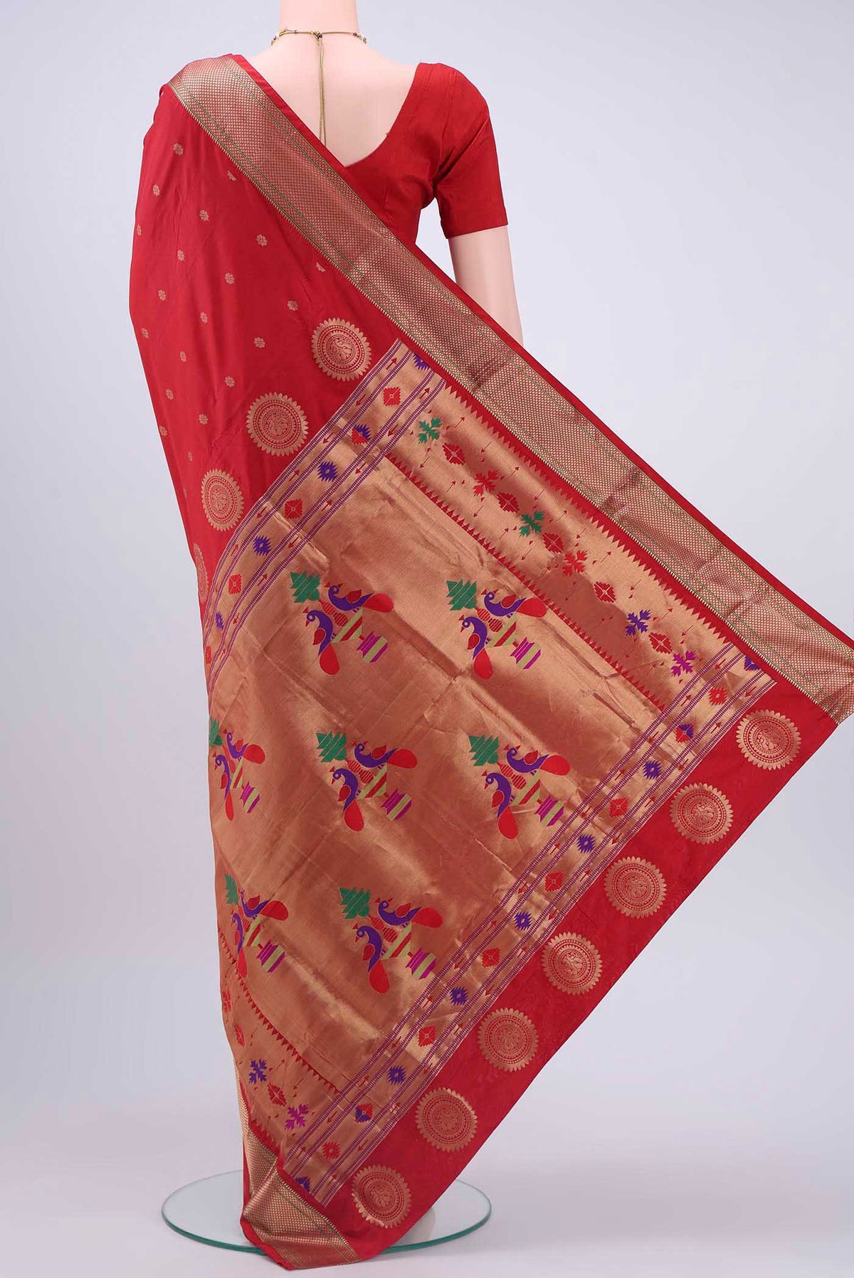 pallu body