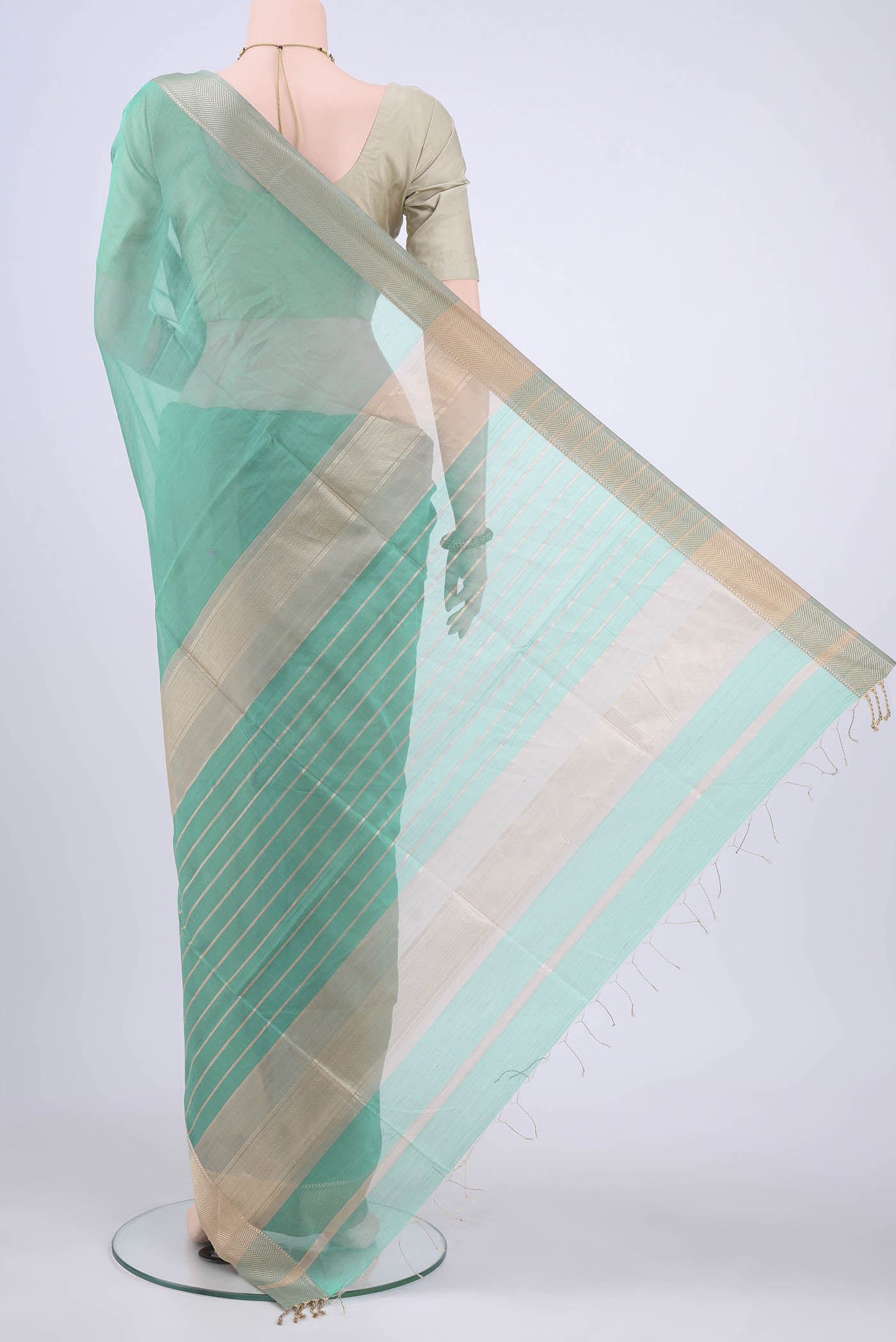 pallu body