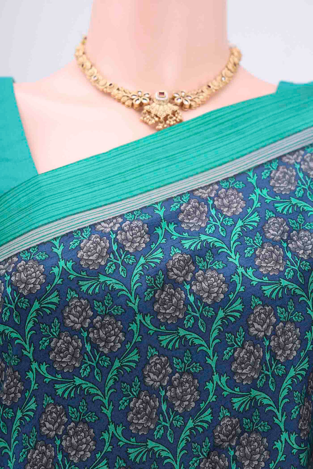 Border image of Navy Blue Printed Silk Saree with Printed design on the body and Plain Border. 