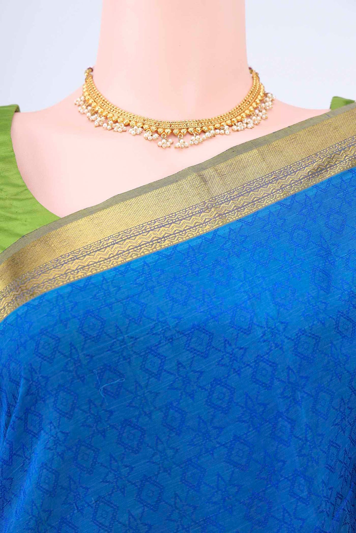 Border image of Royal Blue Coimbatore Silk Cotton Saree with Jacquard design on the body and Zari Border
