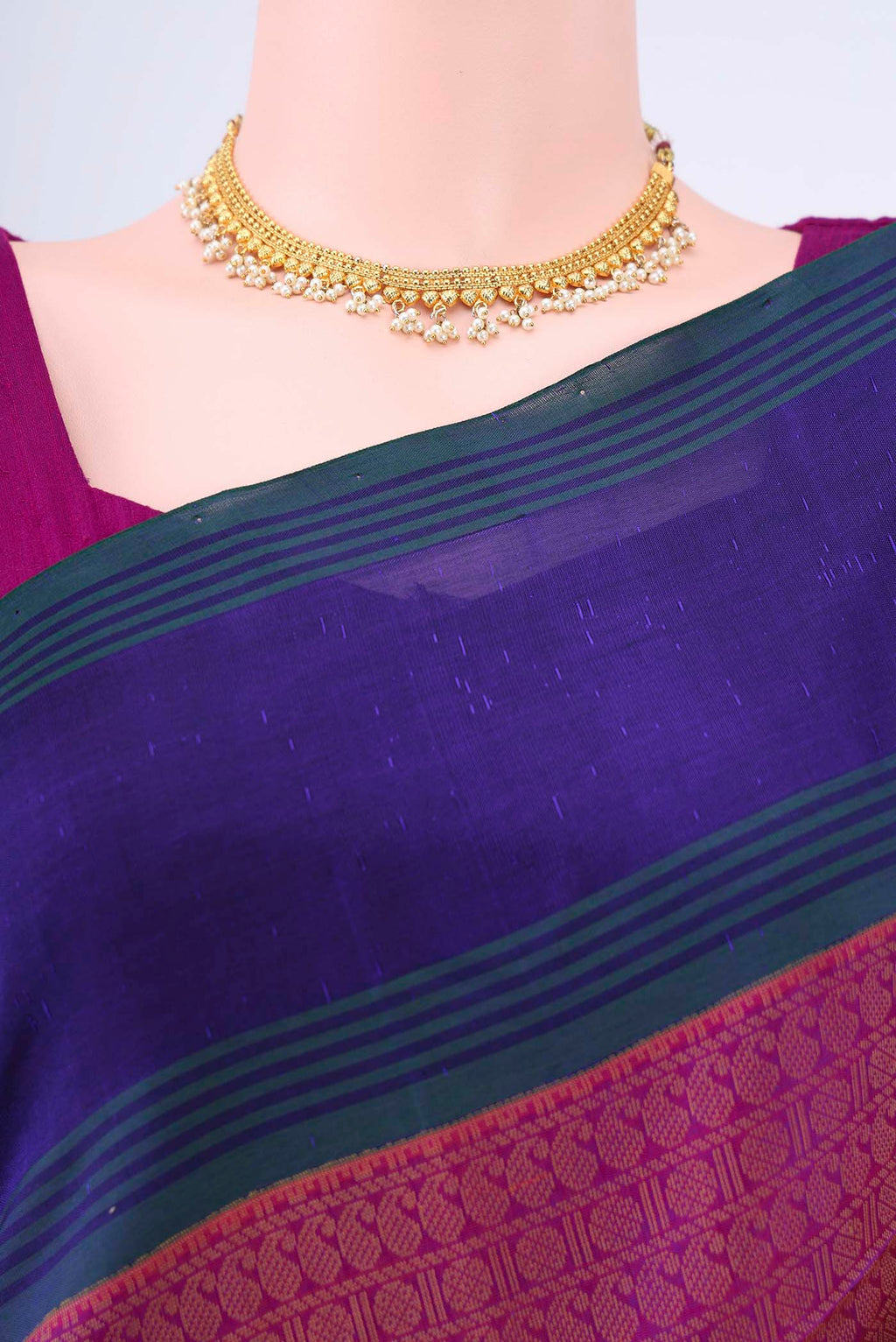 Border image of Purple Blended Coimbatore Silk Cotton Saree with Thread Brocade on the body and Plain Border