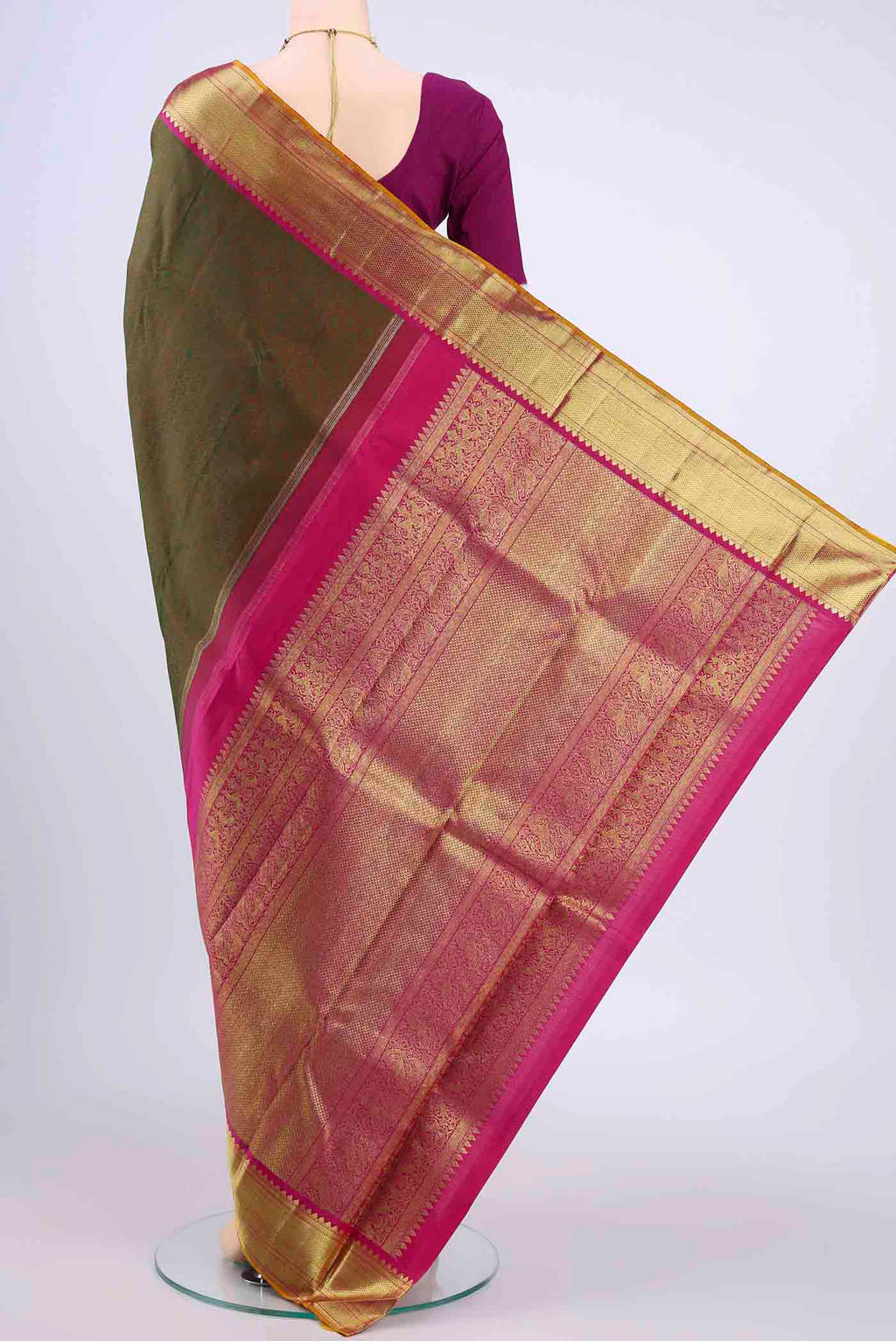 pallu body