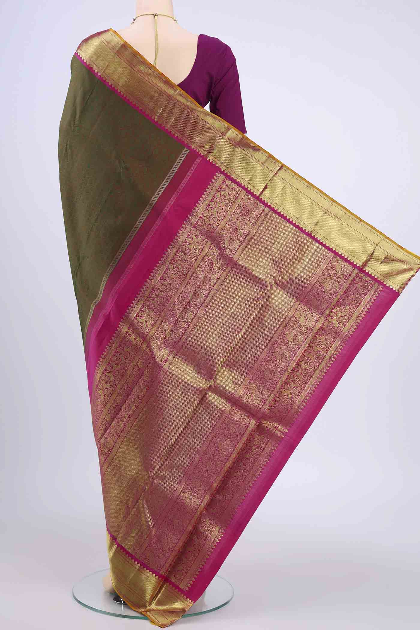 pallu body