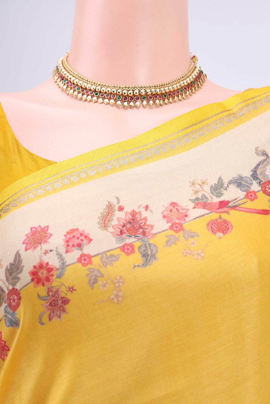 Border image of Lemon Yellow Dual Tone Tussar Silk Saree with Printed design on the body and Printed Border. 