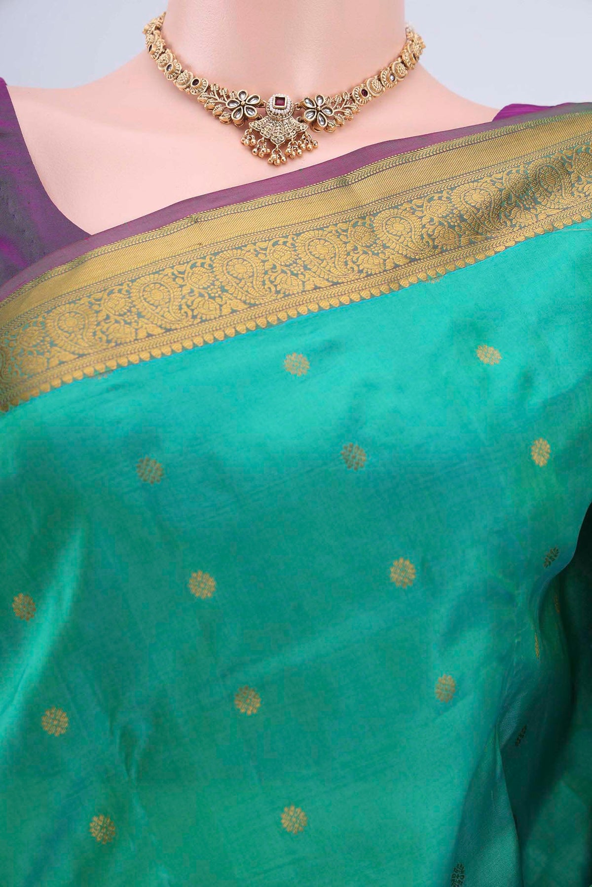 Border image of Sea Green Nangavalli Silk [ Salem ] Saree with Zari Butta on the body and Zari Border