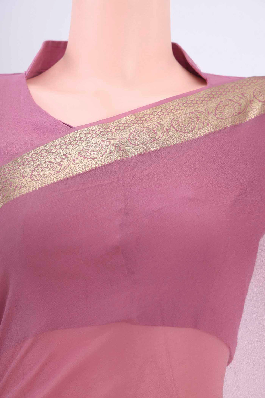 Border image of Light Magenta Mysore Georgette Saree with Plain Body and Zari Border