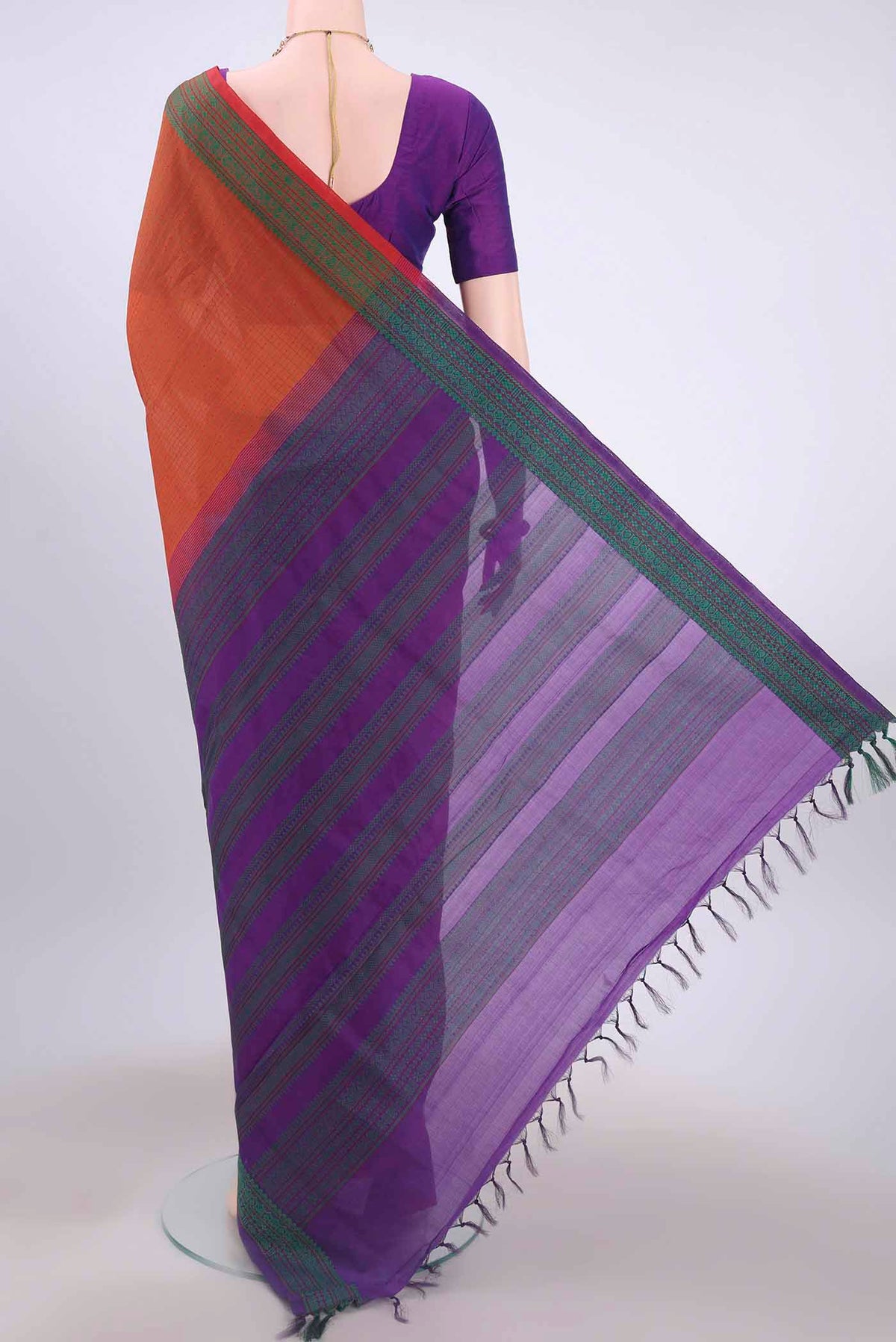 pallu body
