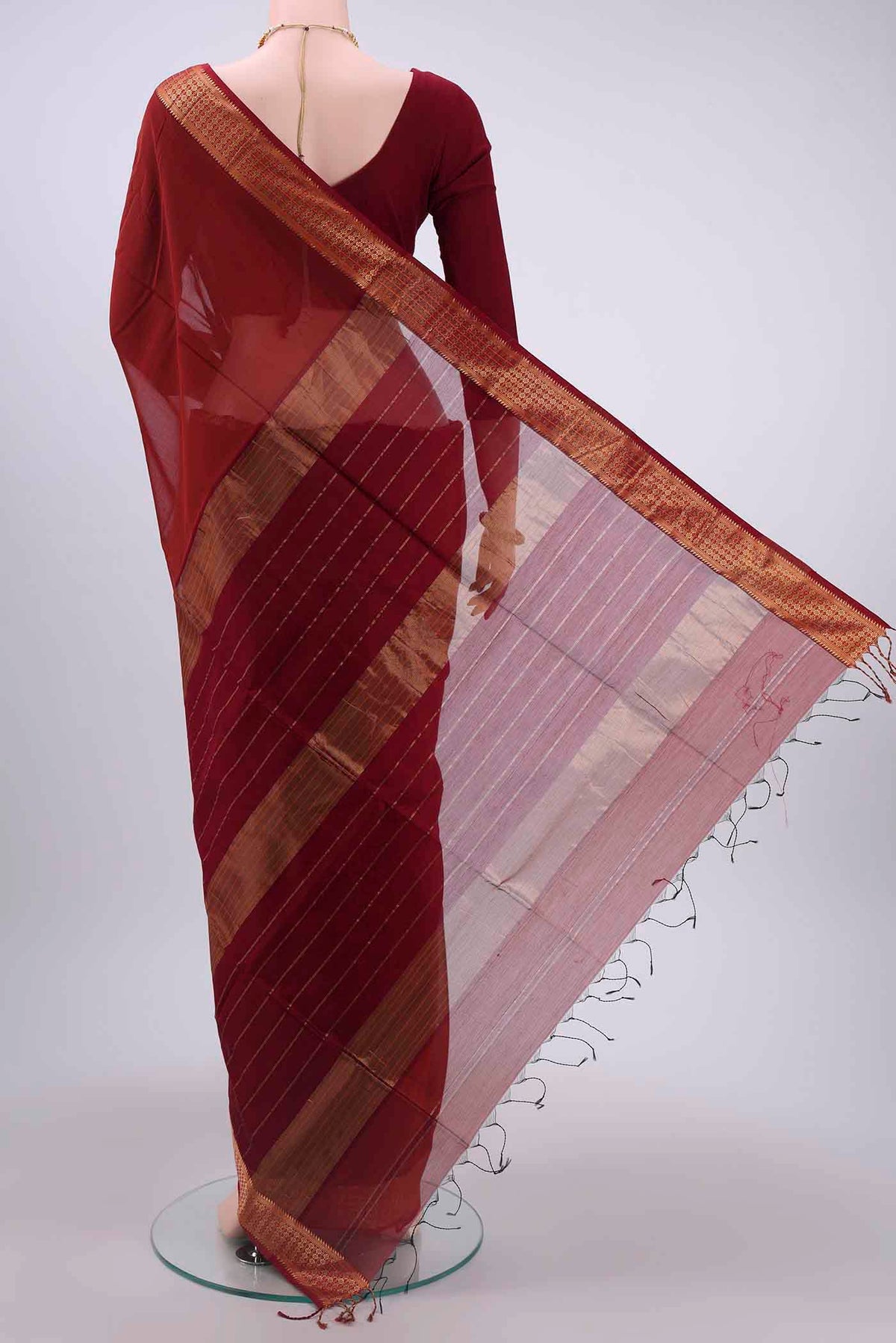 pallu body