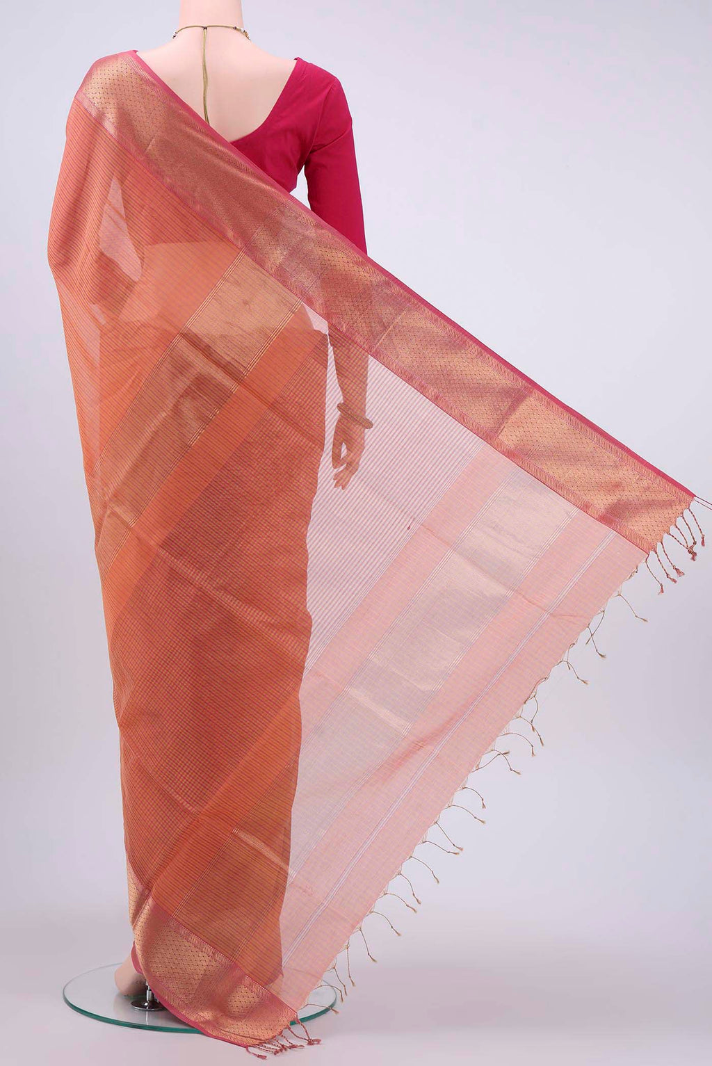 pallu body