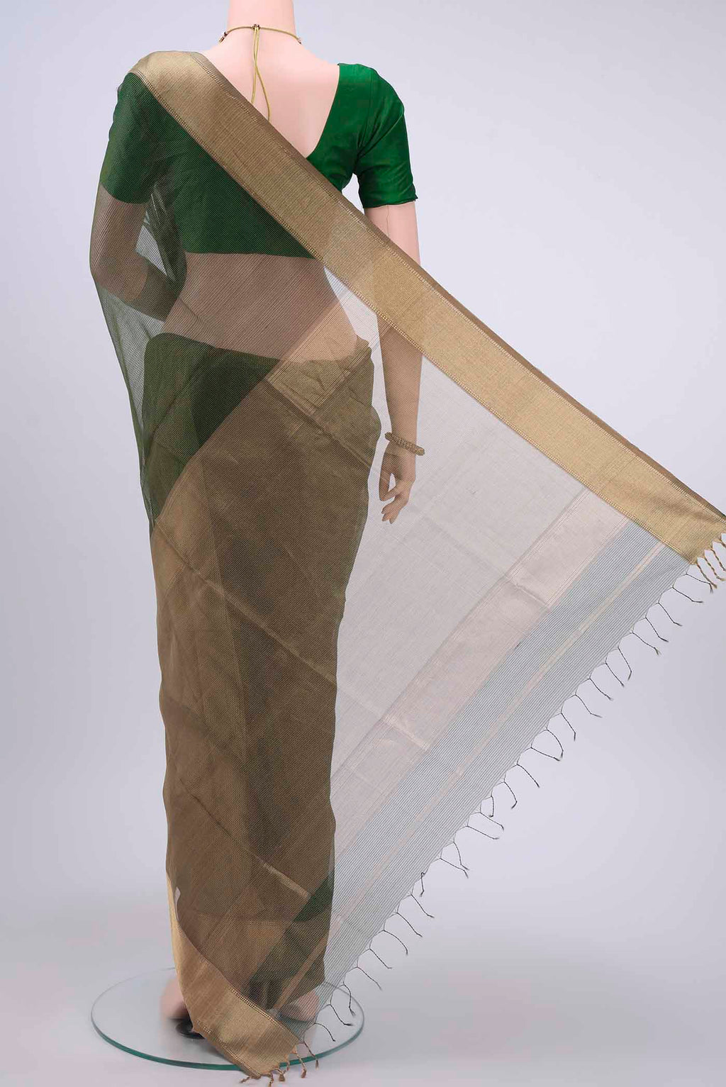 pallu body
