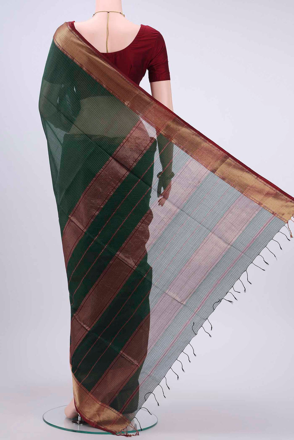 pallu body